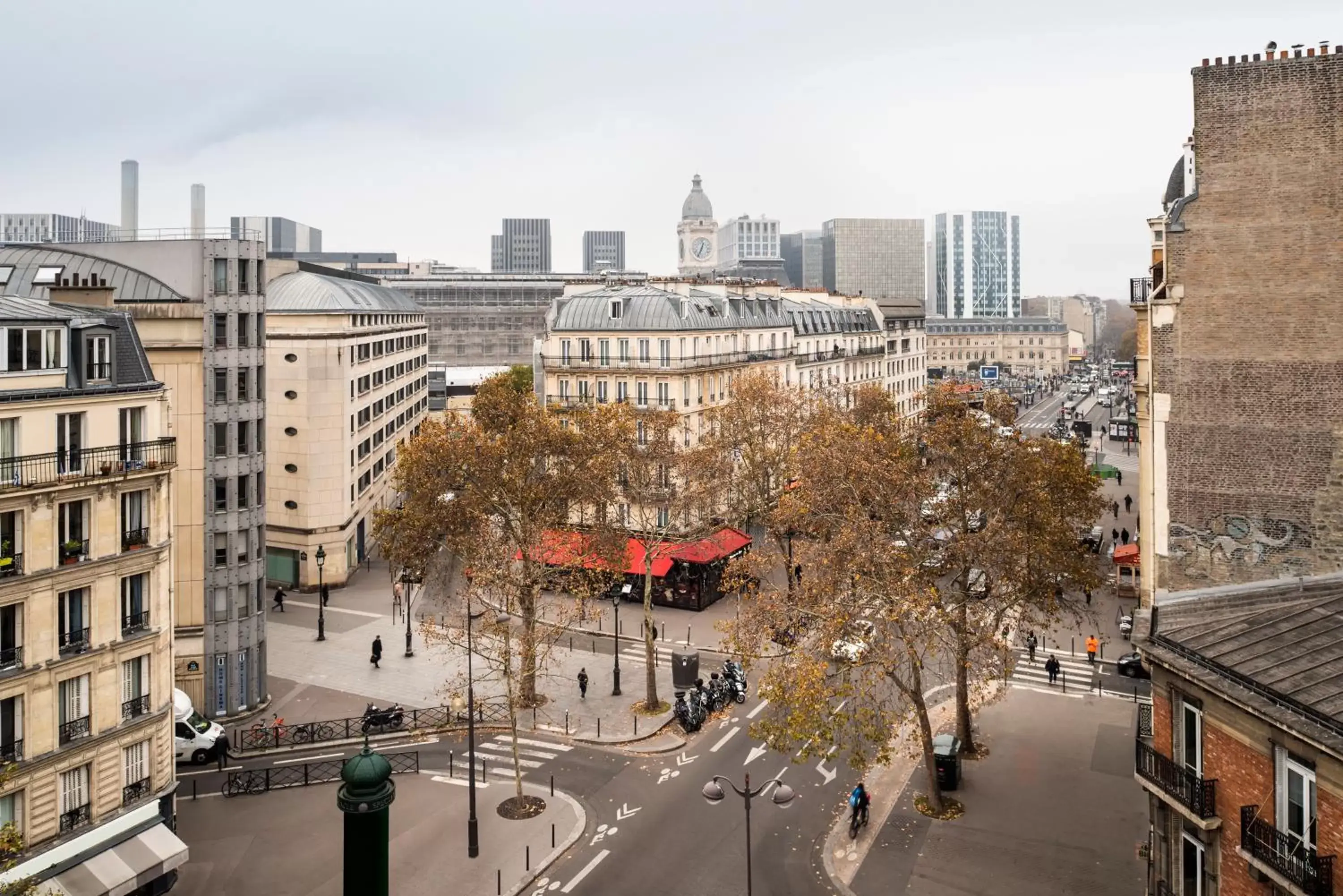City view in ibis Paris Gare de Lyon Diderot