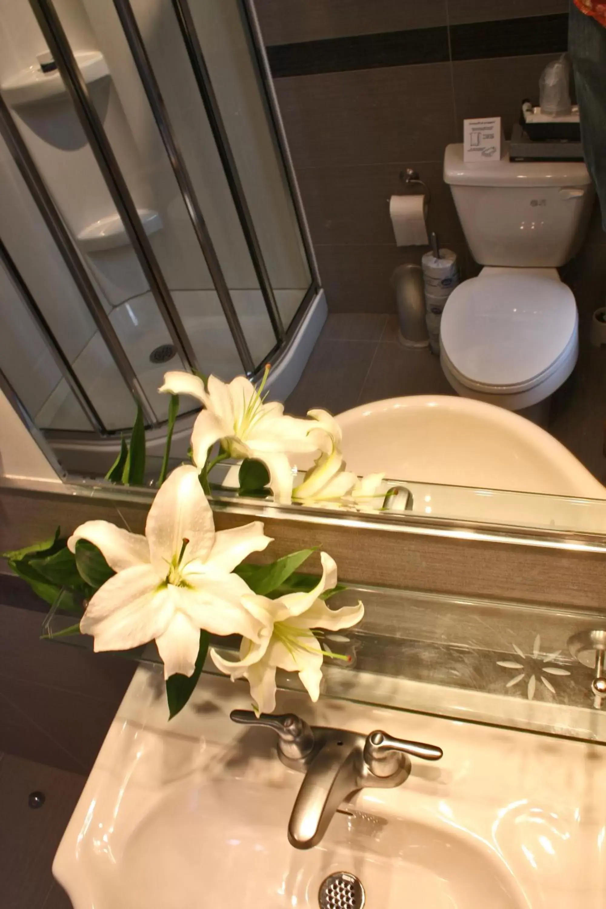 Bathroom in Hotel Abri du Voyageur