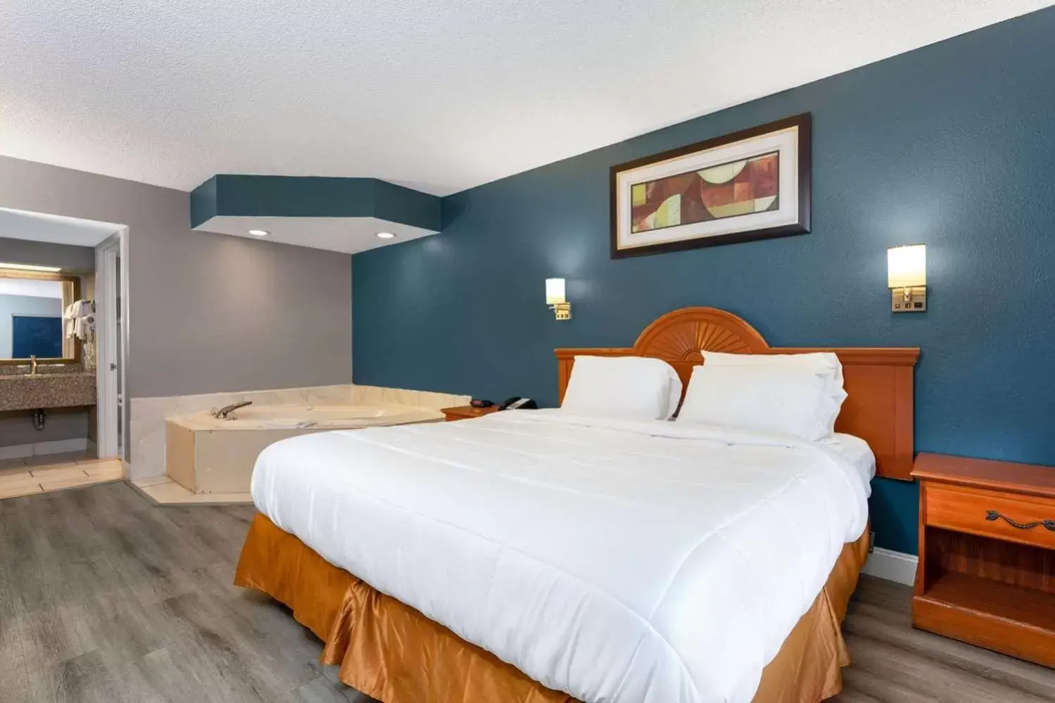 Bed in Baymont by Wyndham Marianna Bed in Baymont by Wyndham Marianna