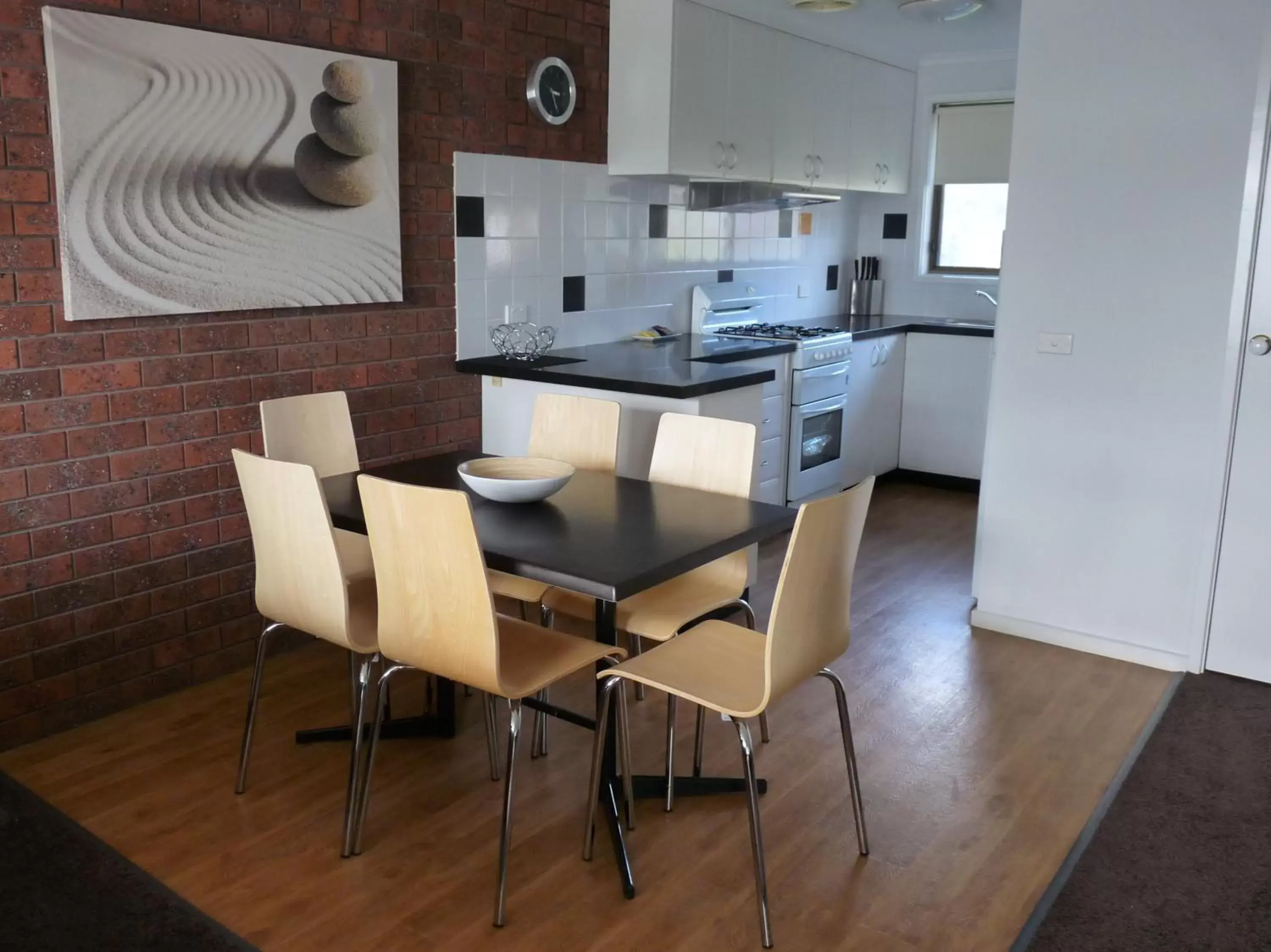 Kitchen or kitchenette, Kitchen/Kitchenette in Barwon Valley Lodge