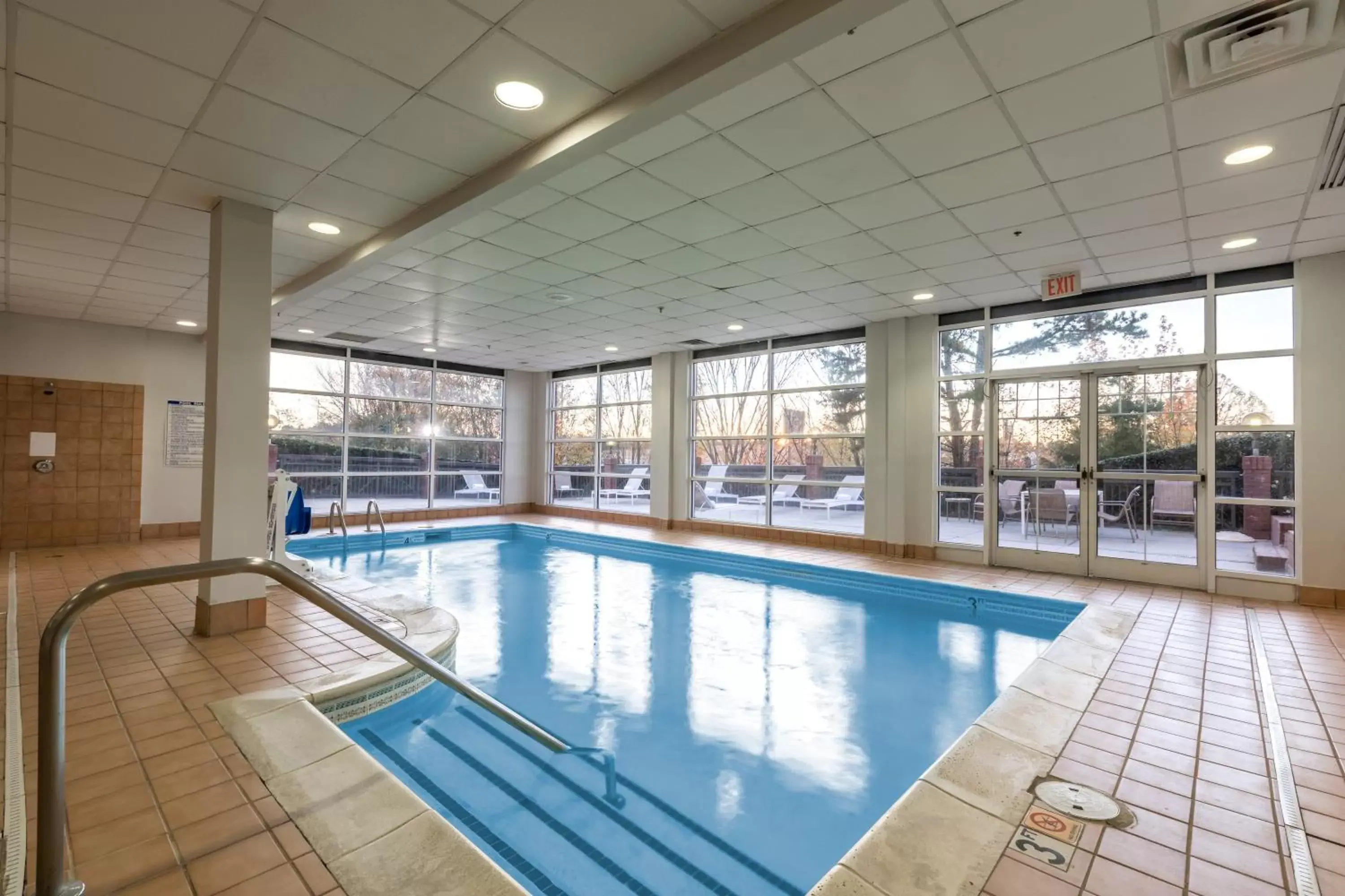 Swimming Pool in Country Inn & Suites by Radisson, Lake Norman Huntersville, NC