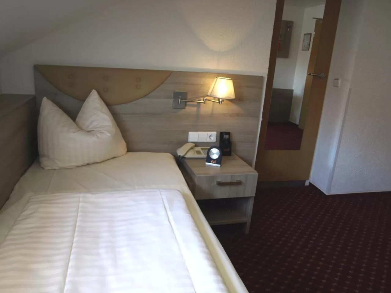 Bed in Airport Hotel Filder Post