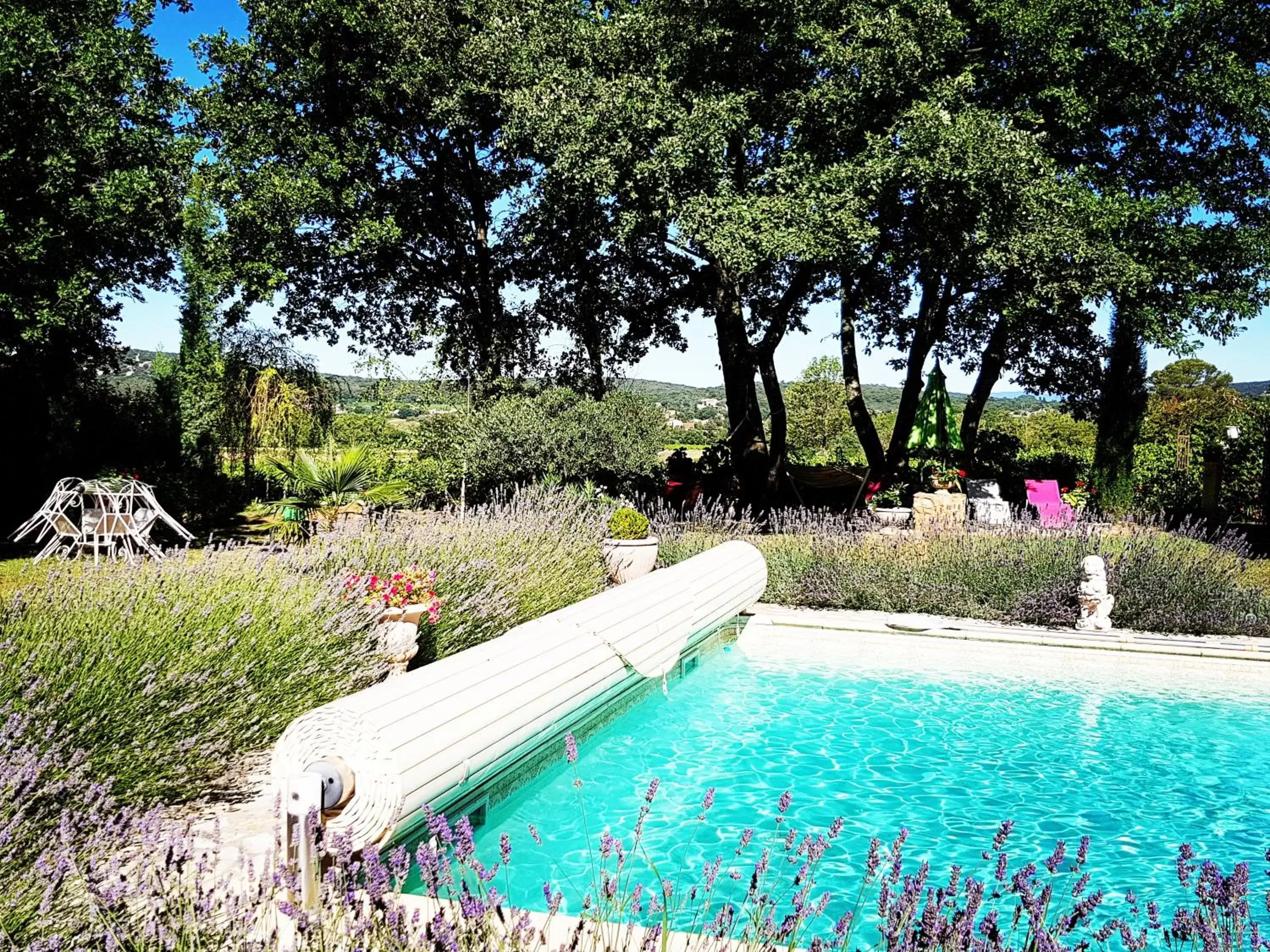 Pool view, Swimming Pool in Chambre d'Hôte Couguiolet - avec piscine