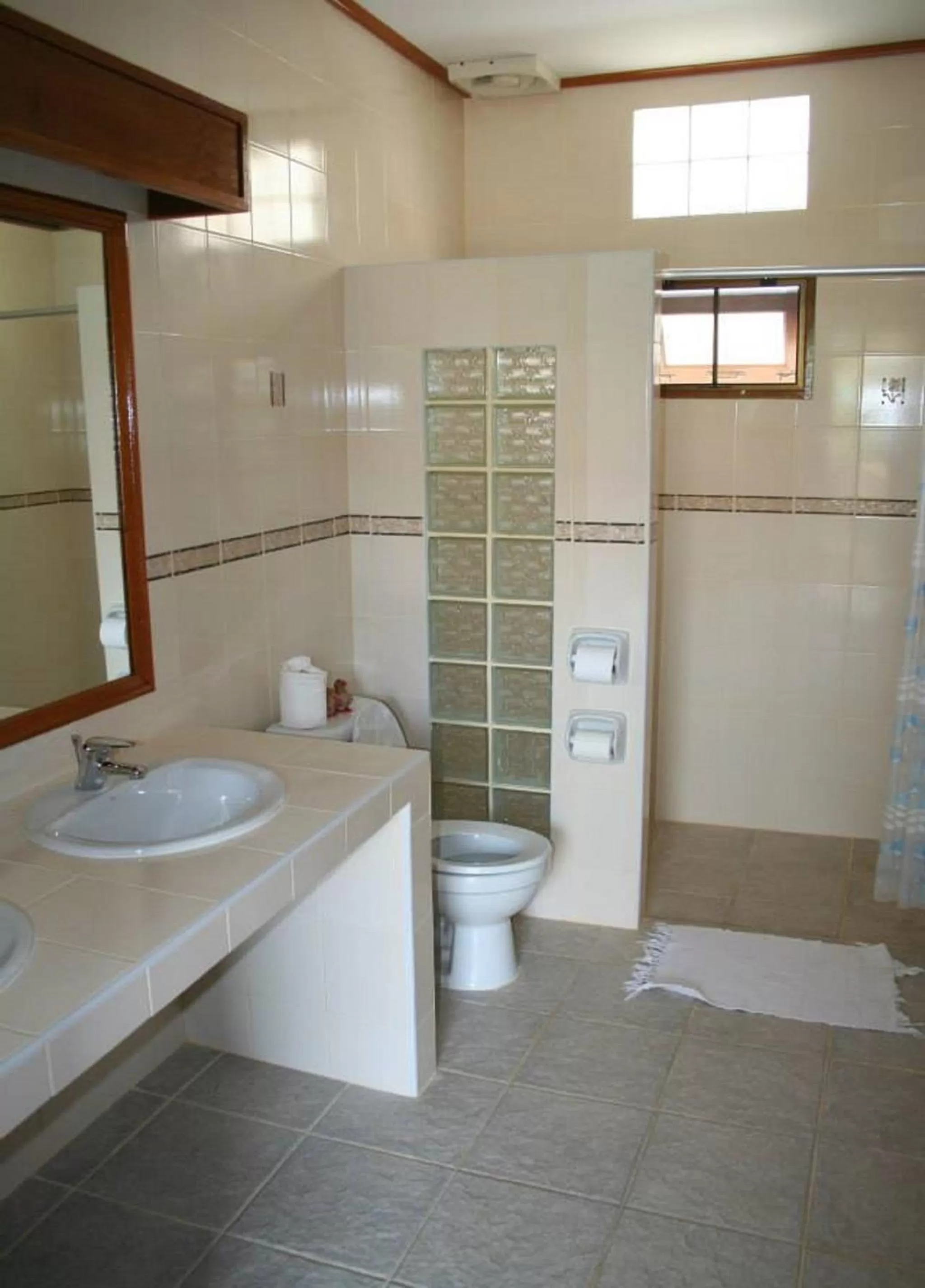 Day in Long Beach Inn