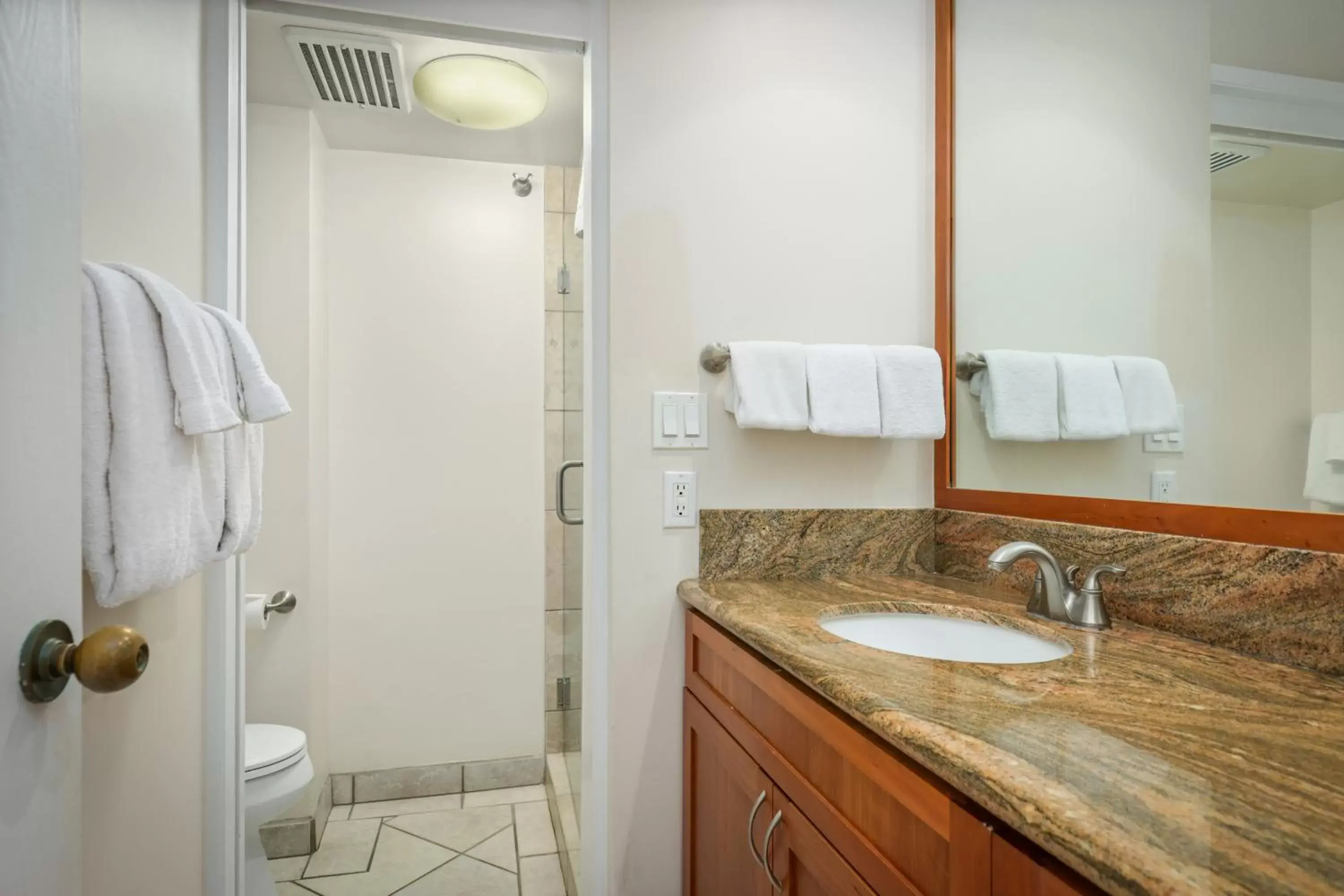 Shower, Bathroom in Aston at Papakea Resort