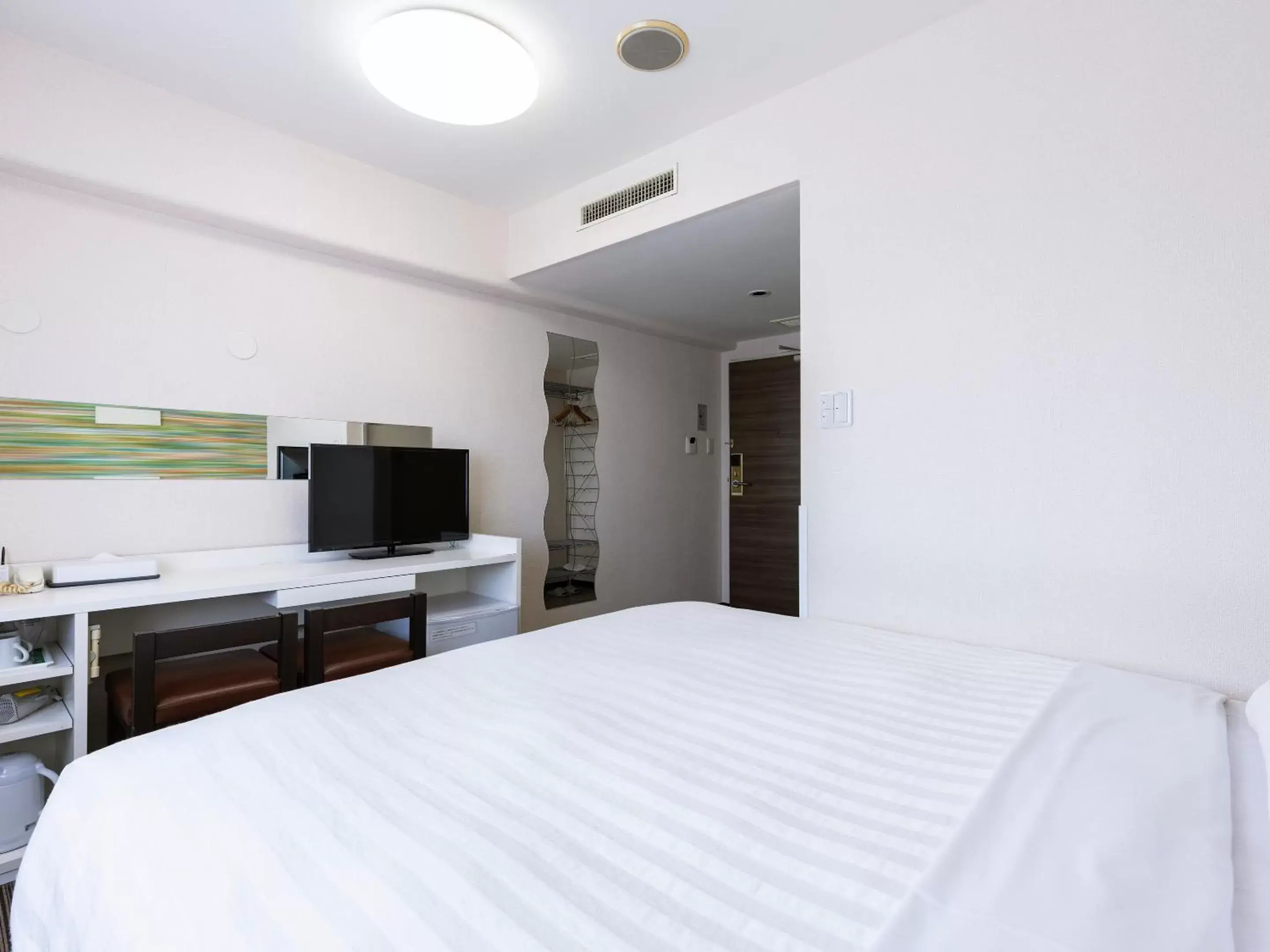 Bed in KOKO STAY Shimonoseki - formerly Hotel Wing International Shimonoseki Bed in KOKO STAY Shimonoseki - formerly Hotel Wing International Shimonoseki