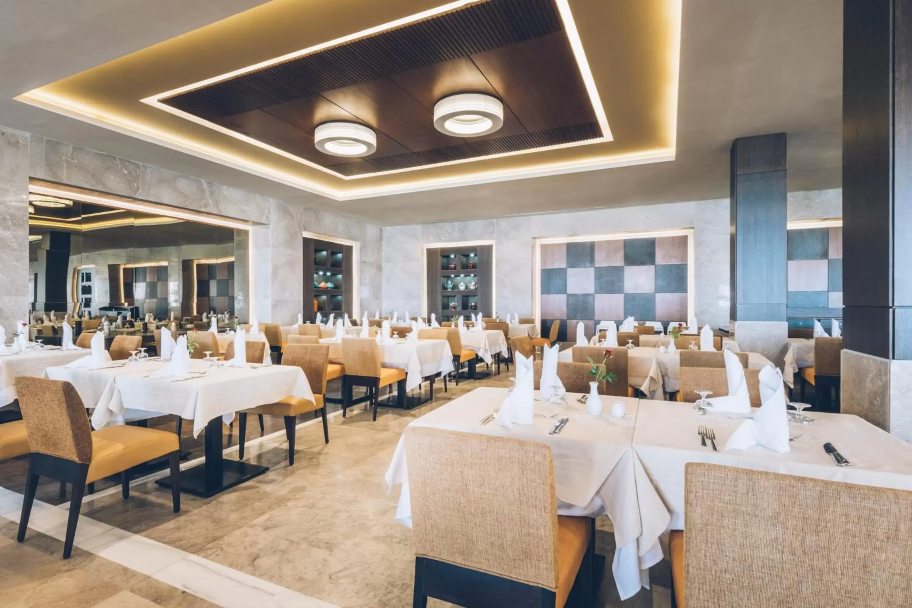 Restaurant/places to eat in Iberostar Selection Kuriat Palace Restaurant/places to eat in Iberostar Selection Kuriat Palace