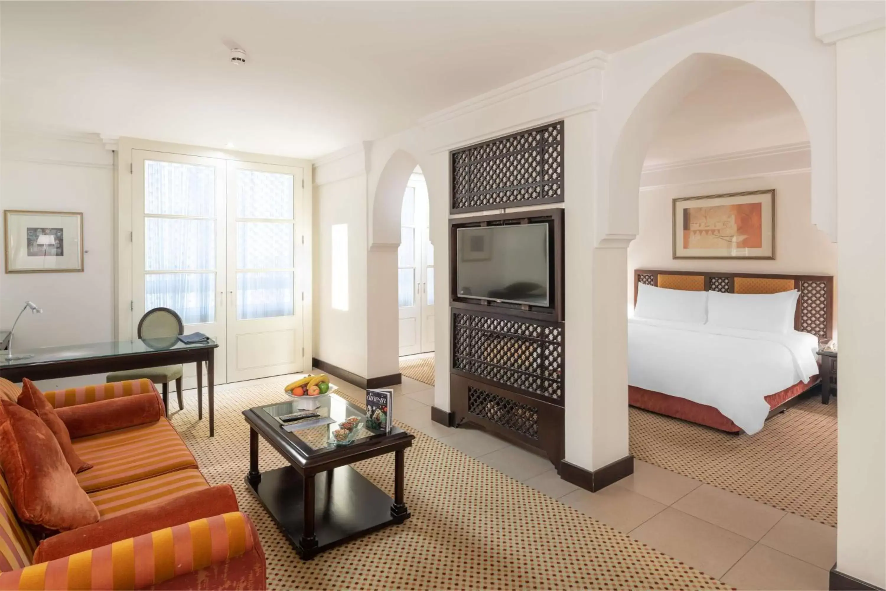 Photo of the whole room, Seating Area in Radisson Blu Hotel, Riyadh Photo of the whole room, Seating Area in Radisson Blu Hotel, Riyadh