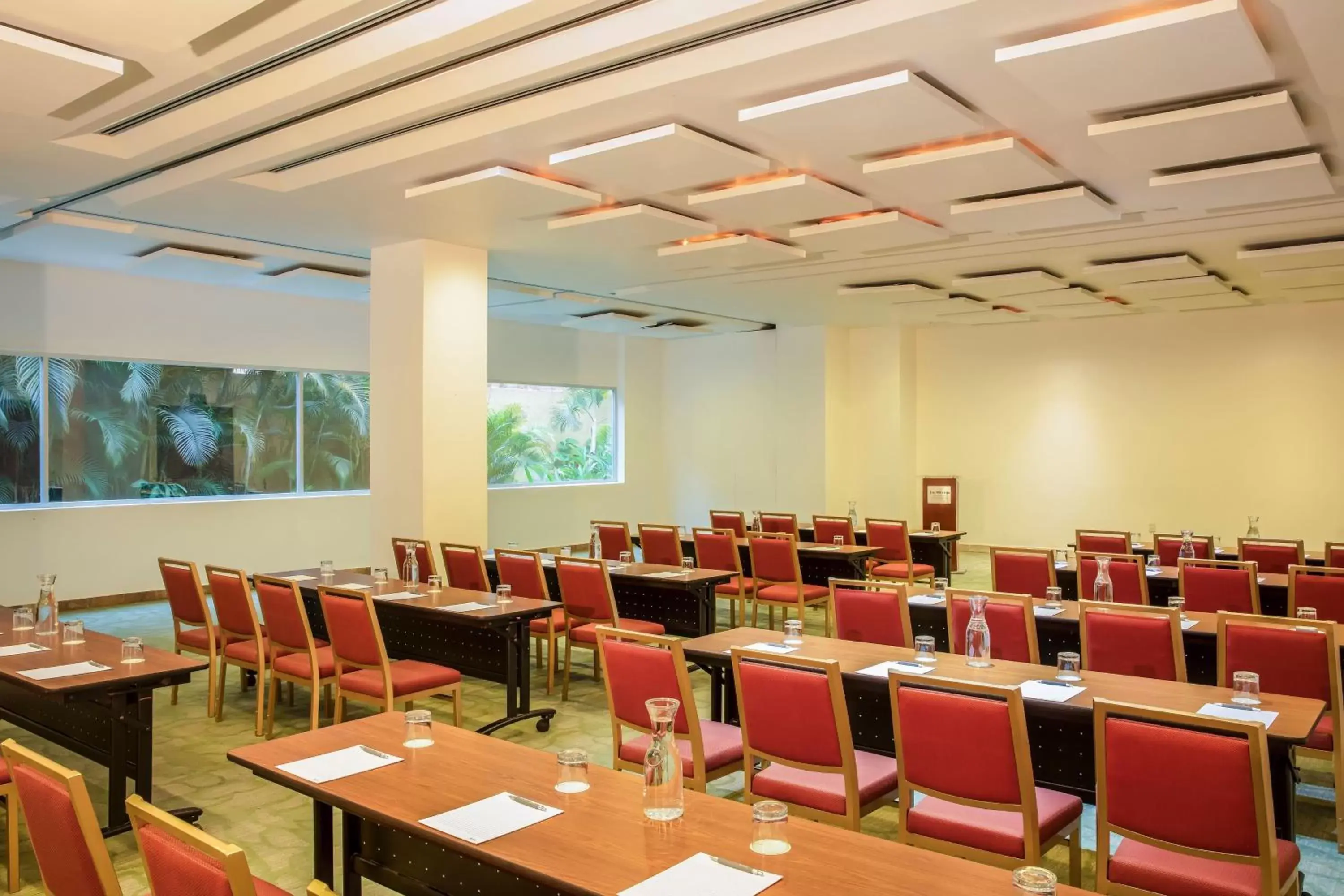 Meeting/conference room in The Westin Resort & Spa, Puerto Vallarta