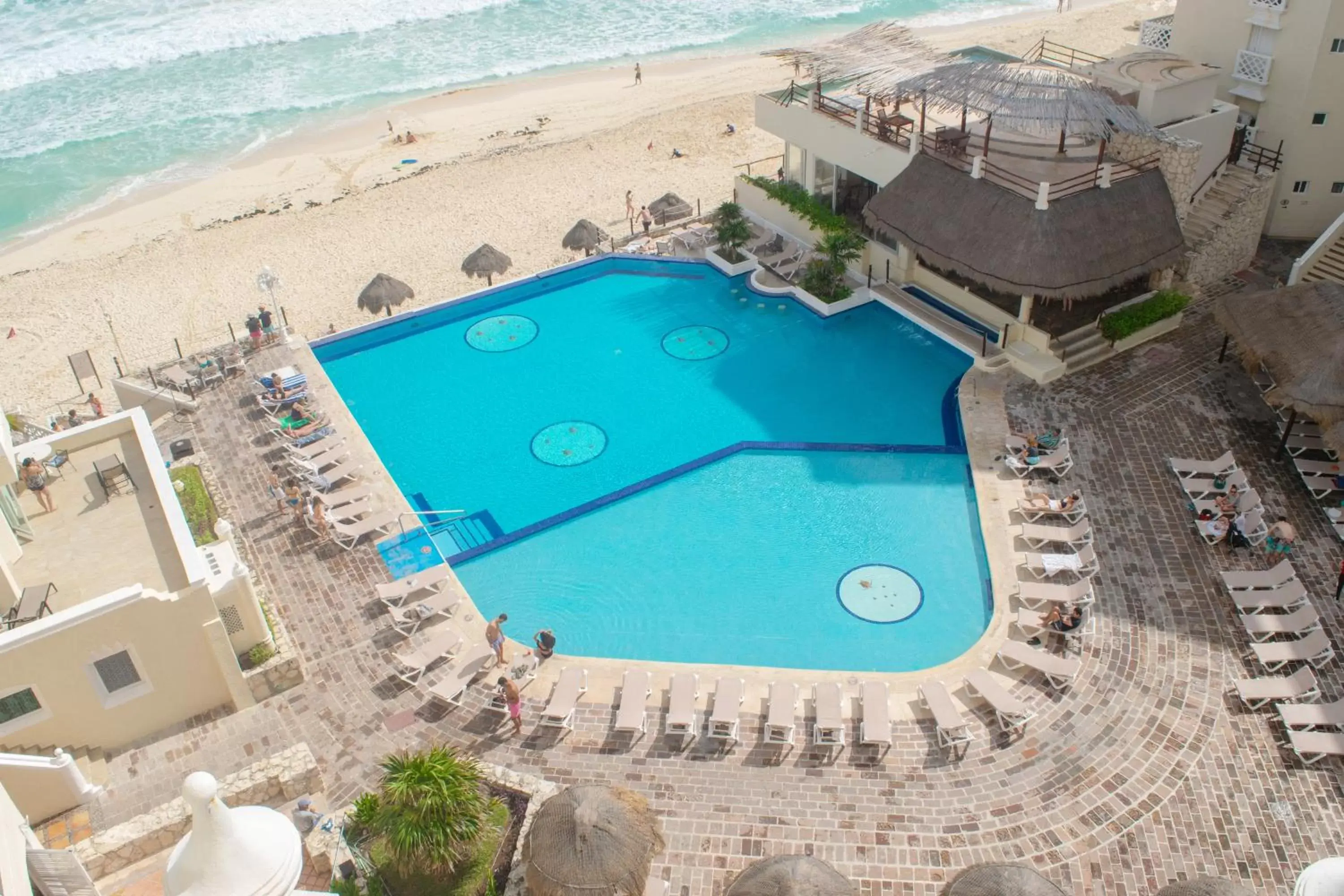 Day, Pool View in BSEA Cancun Plaza Hotel
