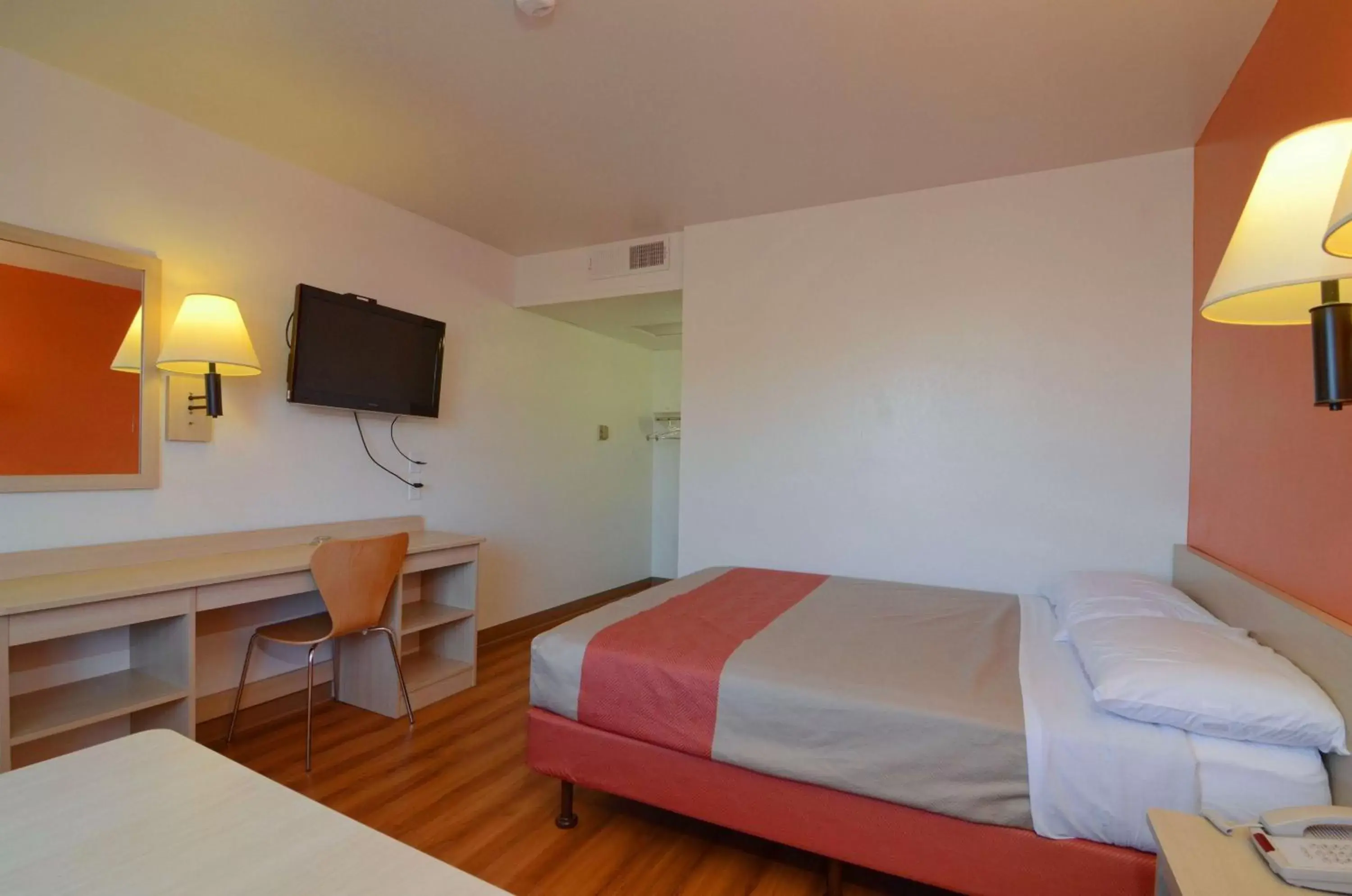 Standard Double Room in Motel 6-Indio, CA - Palm Springs Standard Double Room in Motel 6-Indio, CA - Palm Springs