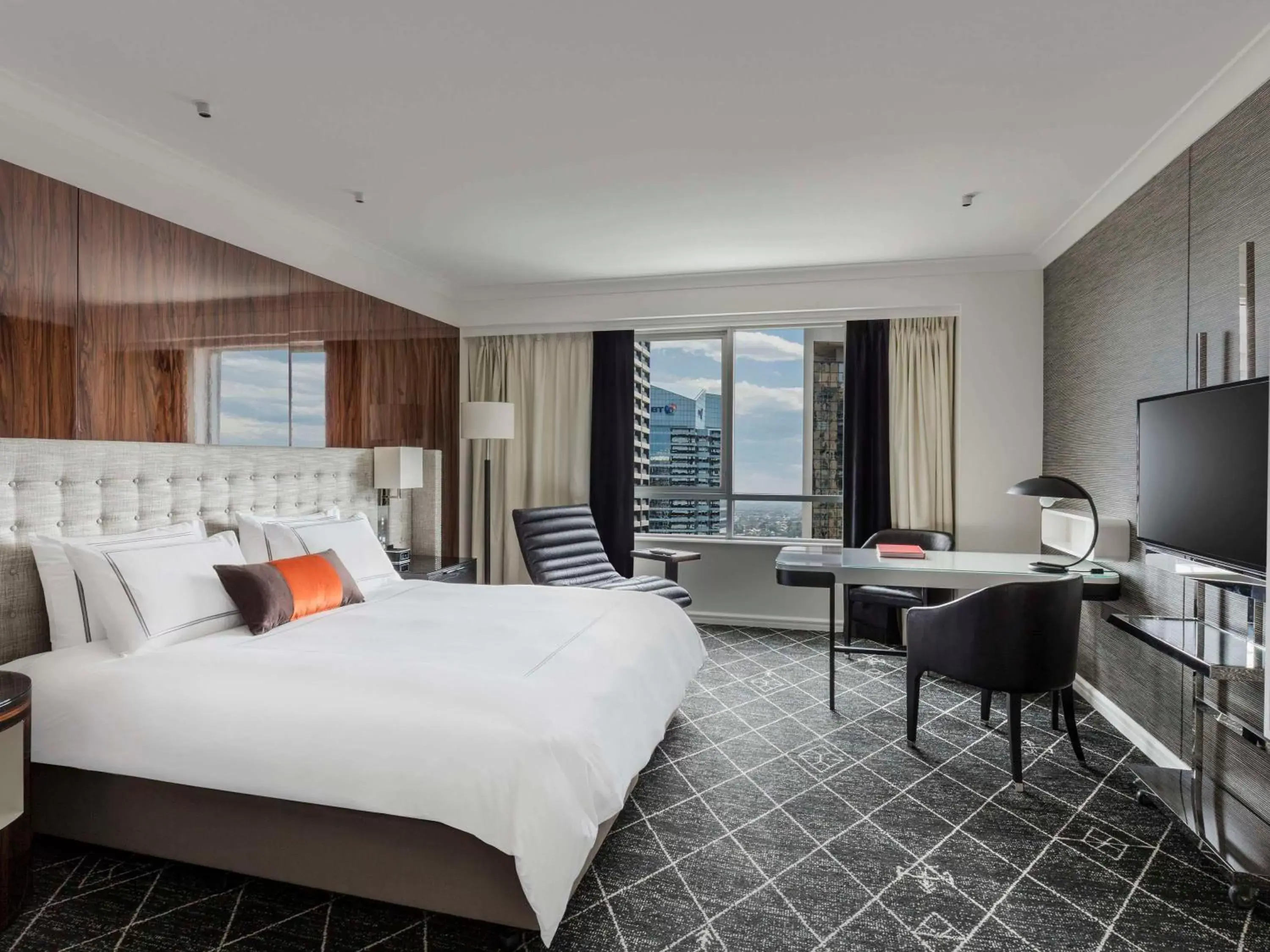 Bedroom in Swissotel Sydney