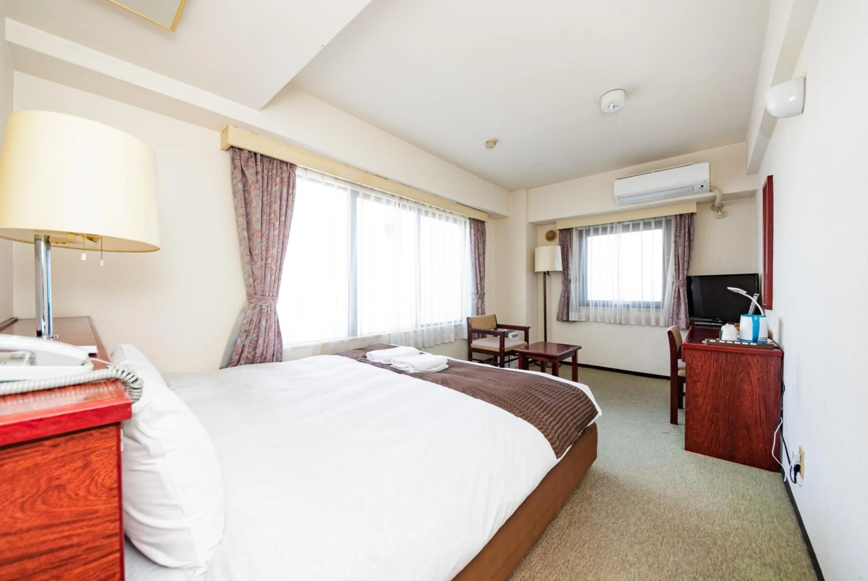 Photo of the whole room, Bed in Sky Heart Hotel Koiwa