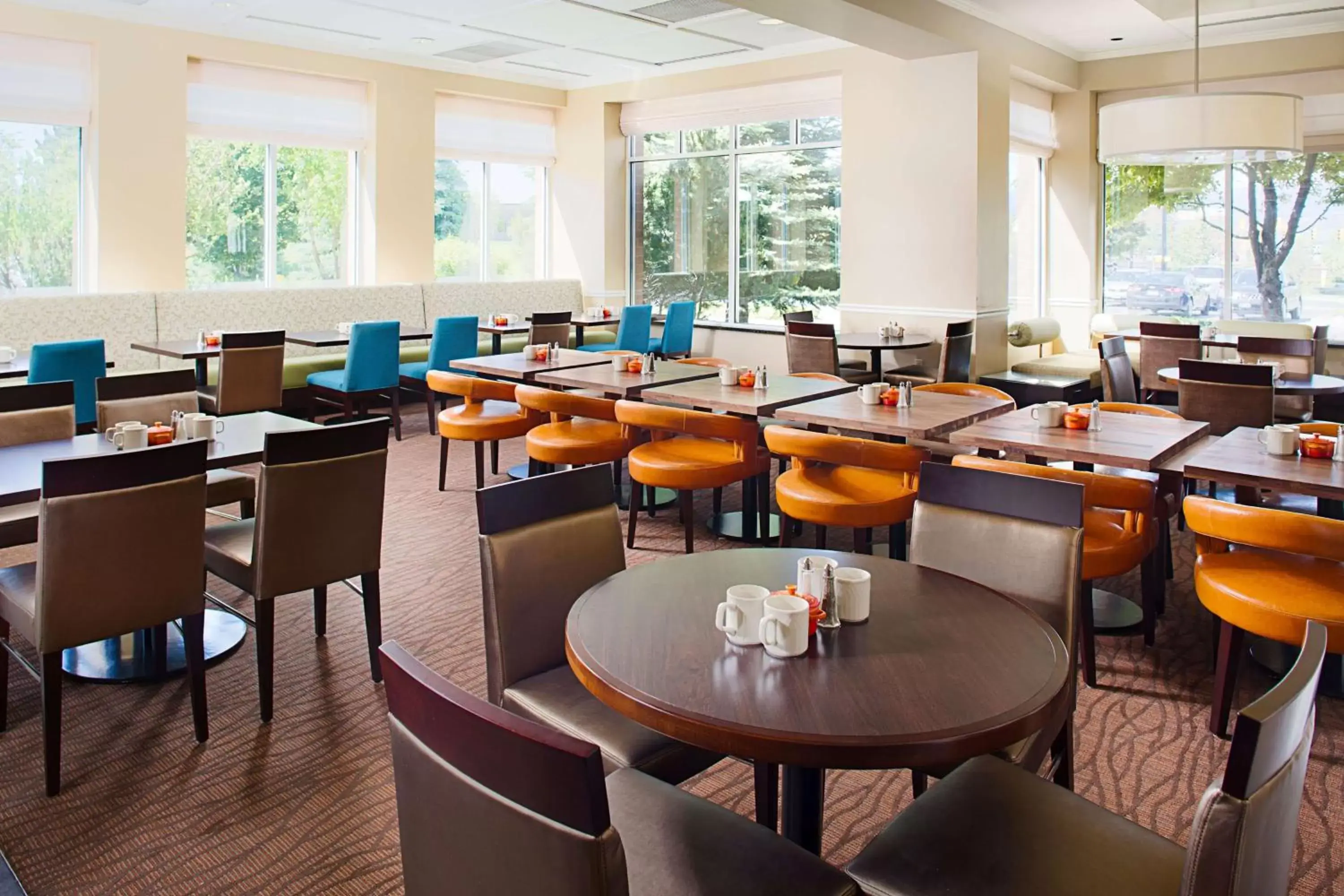 Restaurant/Places to Eat in Hilton Garden Inn Colorado Springs