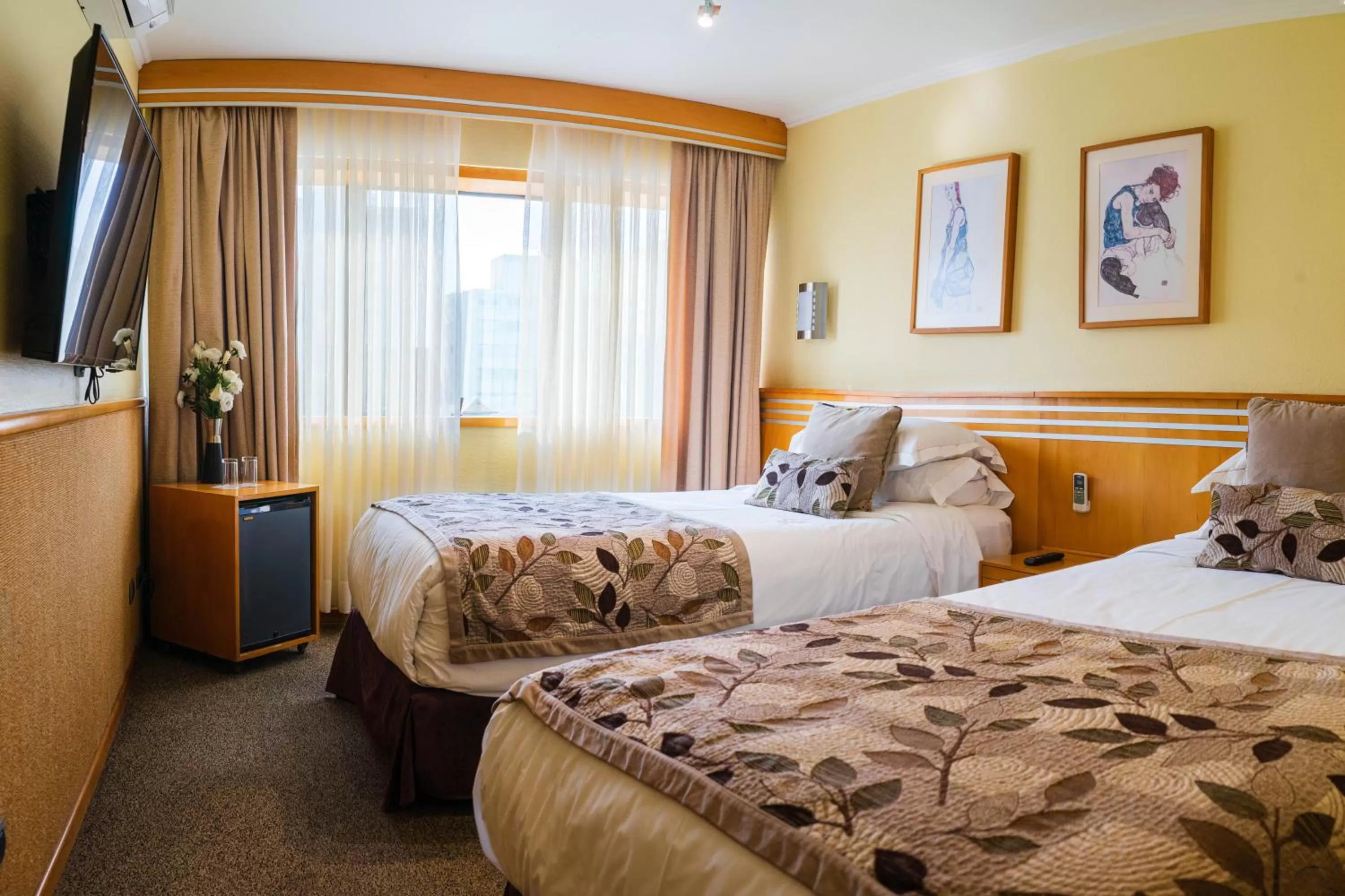 TV and multimedia, Bed in Hotel Restaurante Ankara