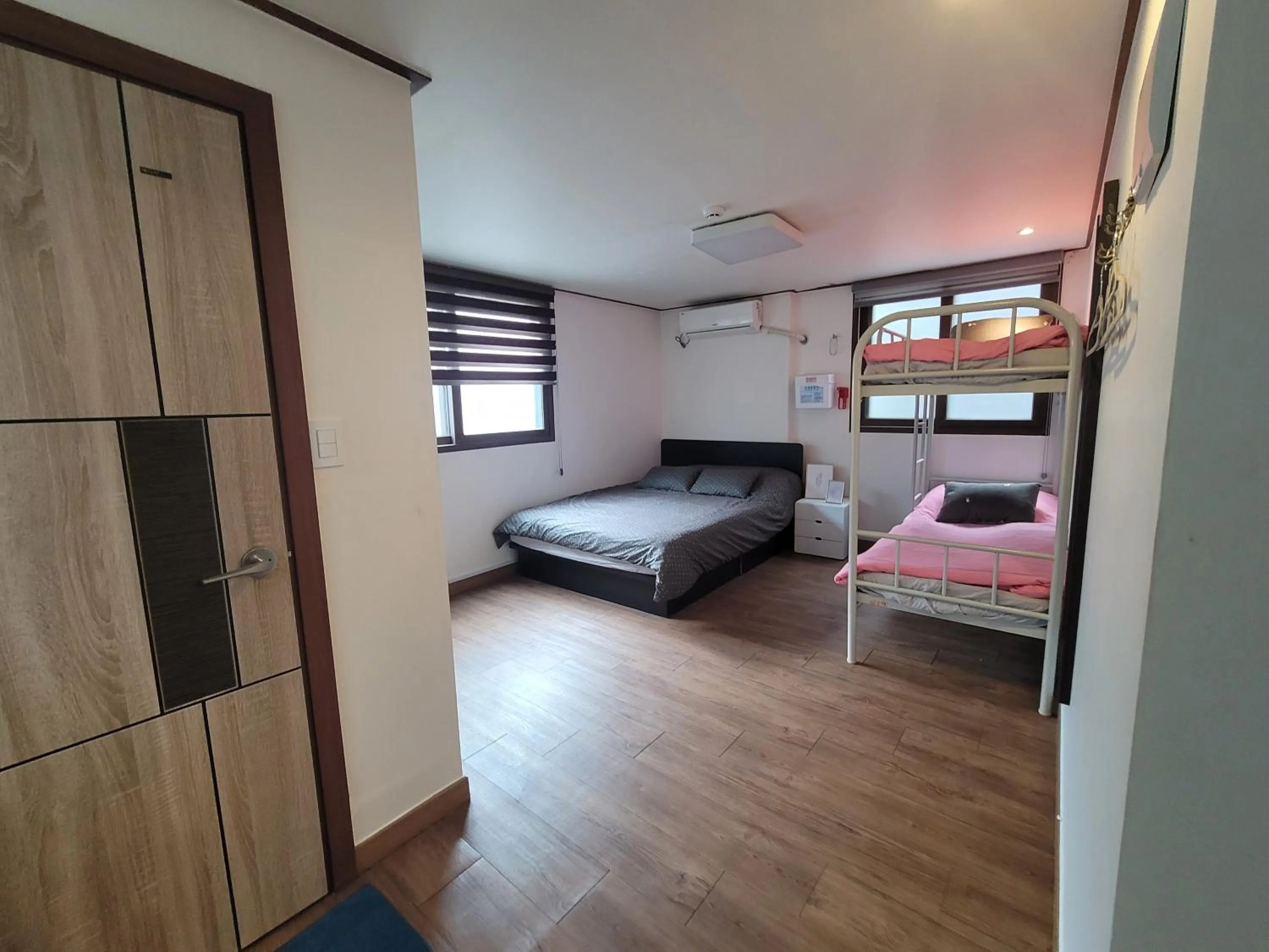 Family, Bed in Olive Hostel MyeongDong