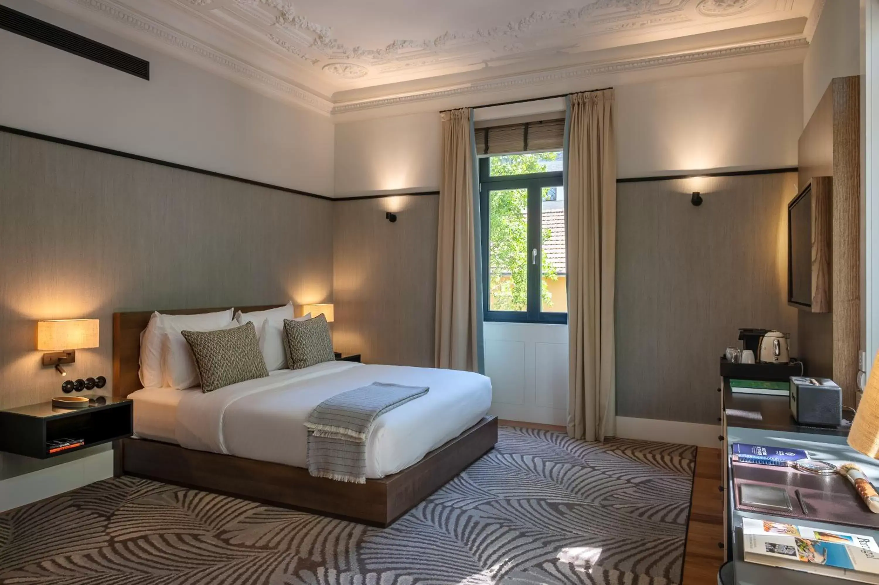 Decorative detail, Bed in Casa da Marechal - Boutique Hotel by Oporto Collection - Adults Only