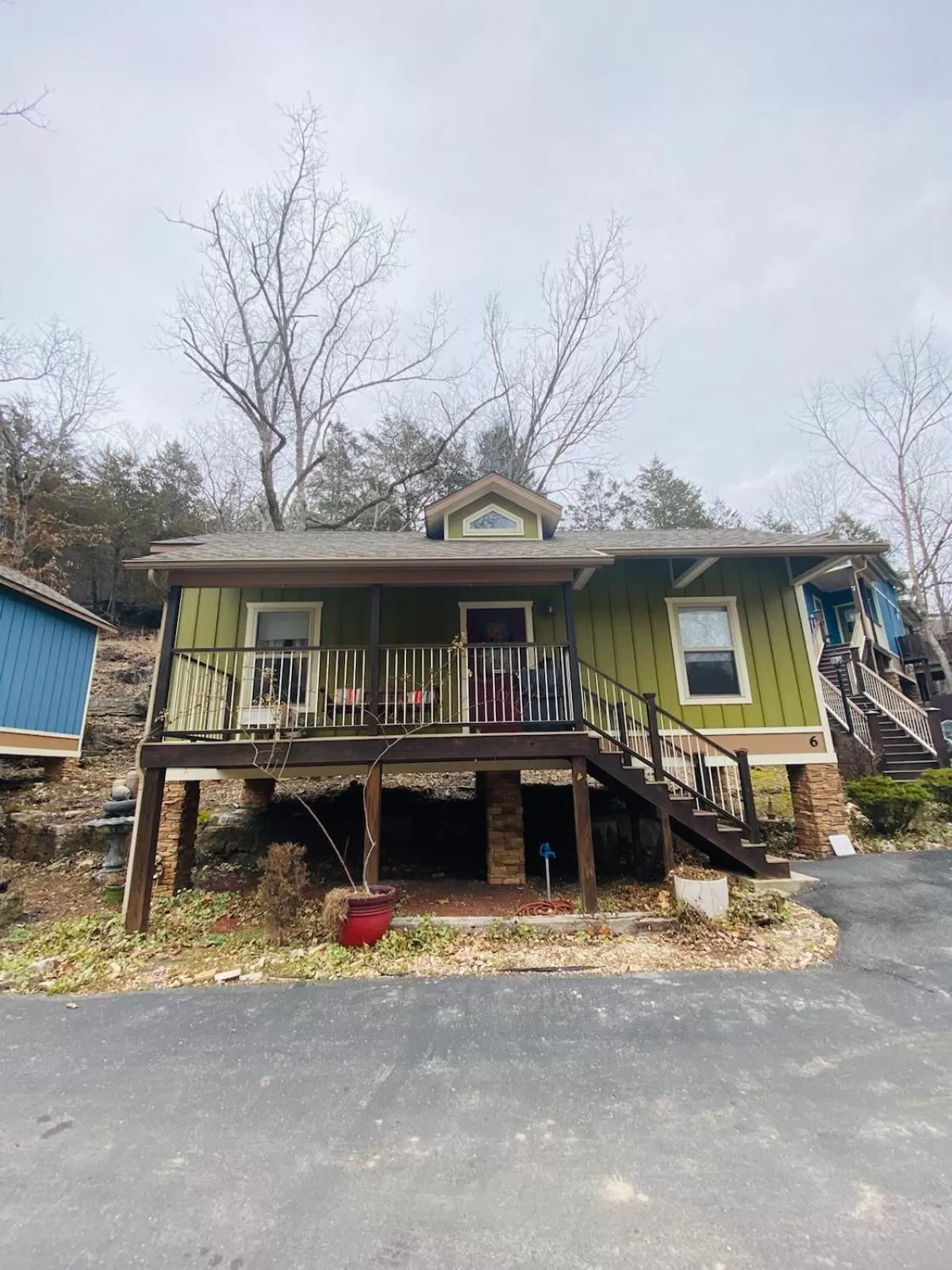 Property building in All Seasons Treehouse Village