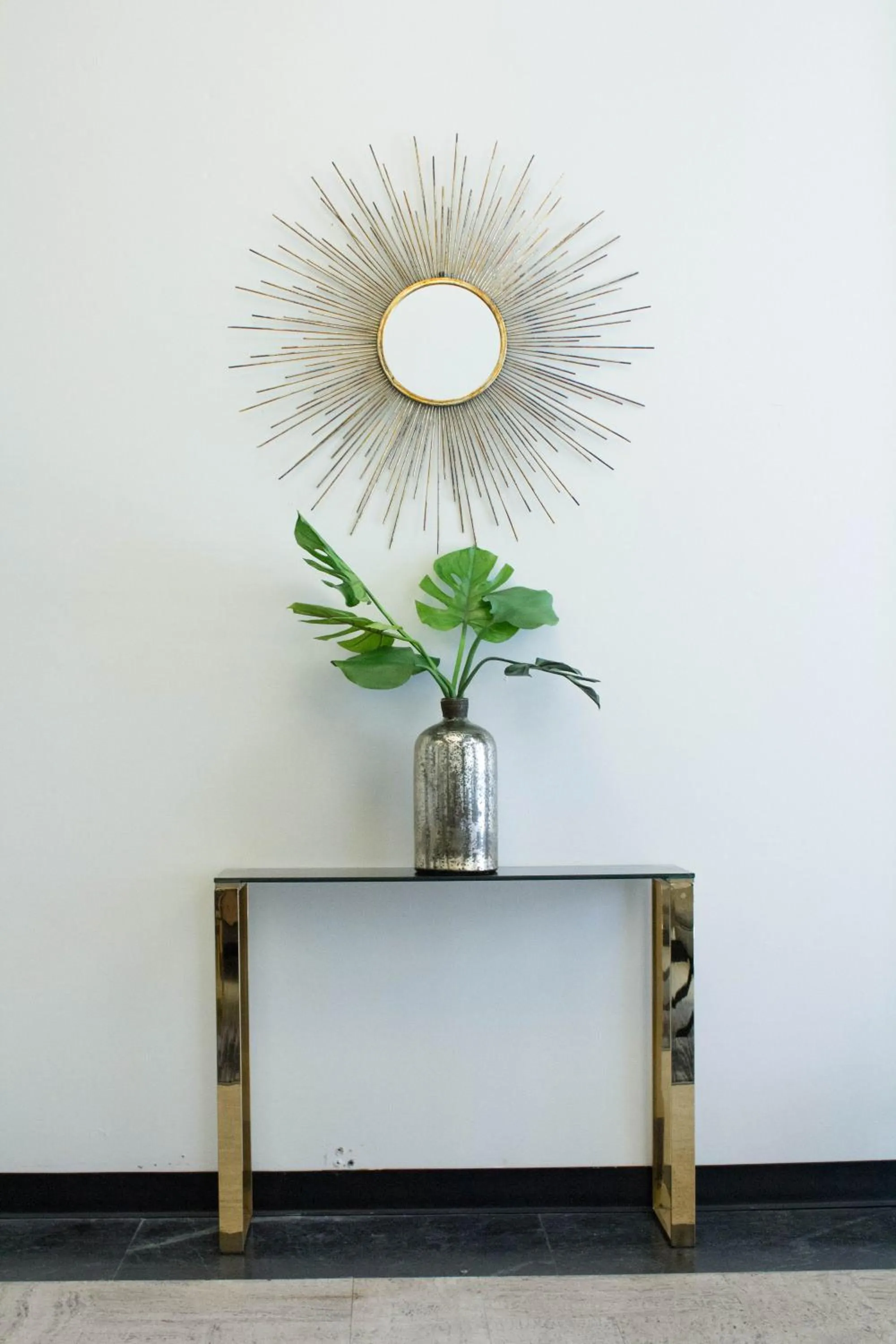 Decorative detail in Libra Hotel