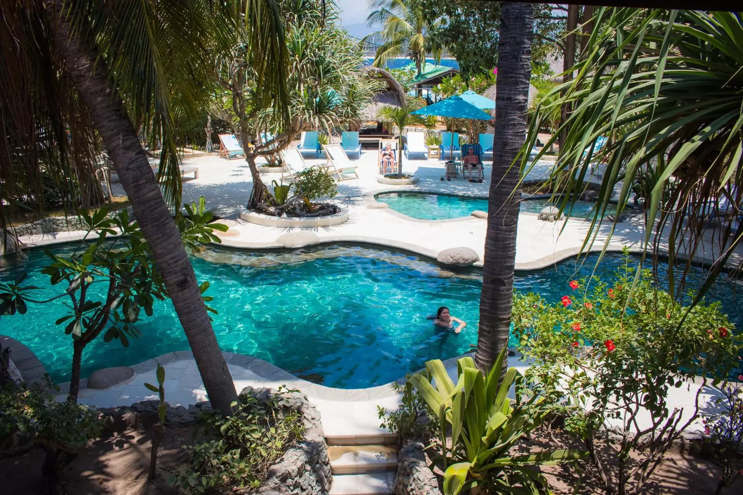 Swimming pool, Pool View in Sunrise Resort