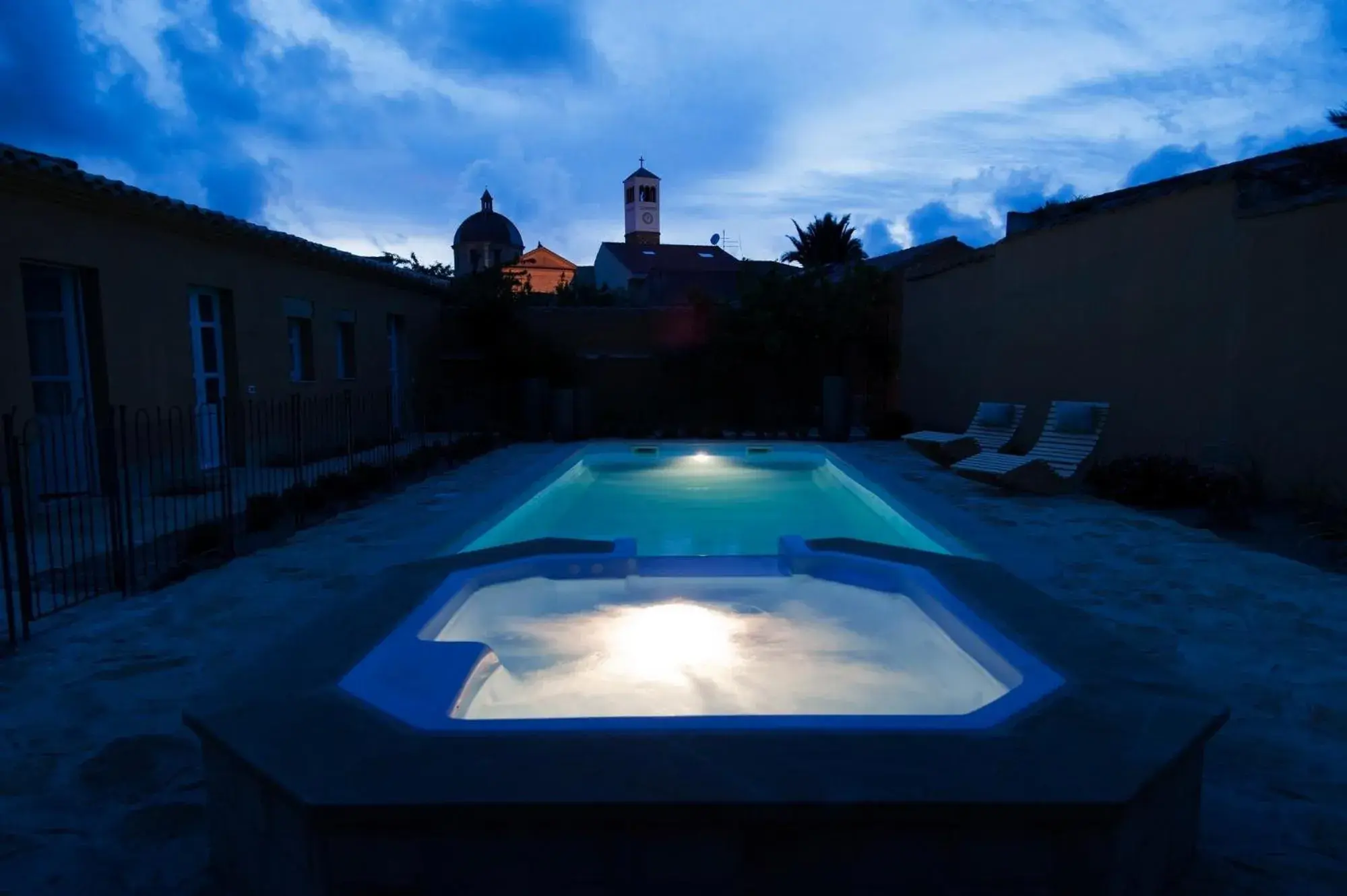 Night, Swimming Pool in Aquae Sinis Albergo Diffuso