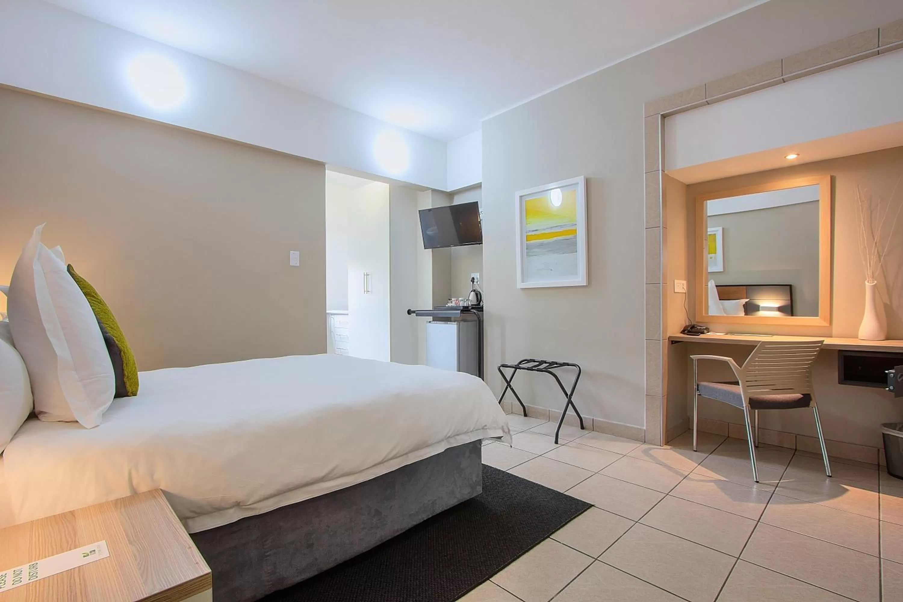 Photo of the whole room, Bed in The Park Lodge Hotel