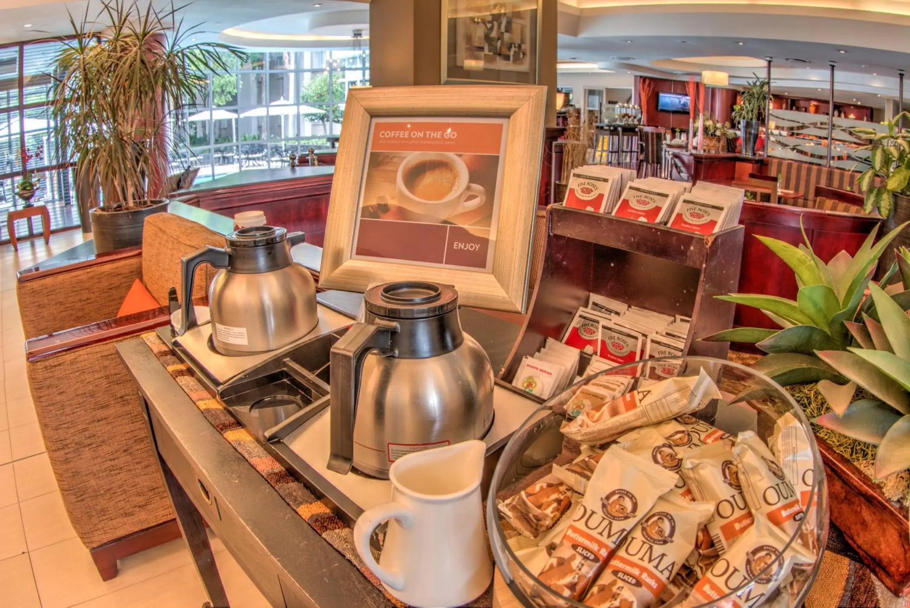 Coffee/tea facilities, Kitchen/Kitchenette in City Lodge Hotel Bryanston