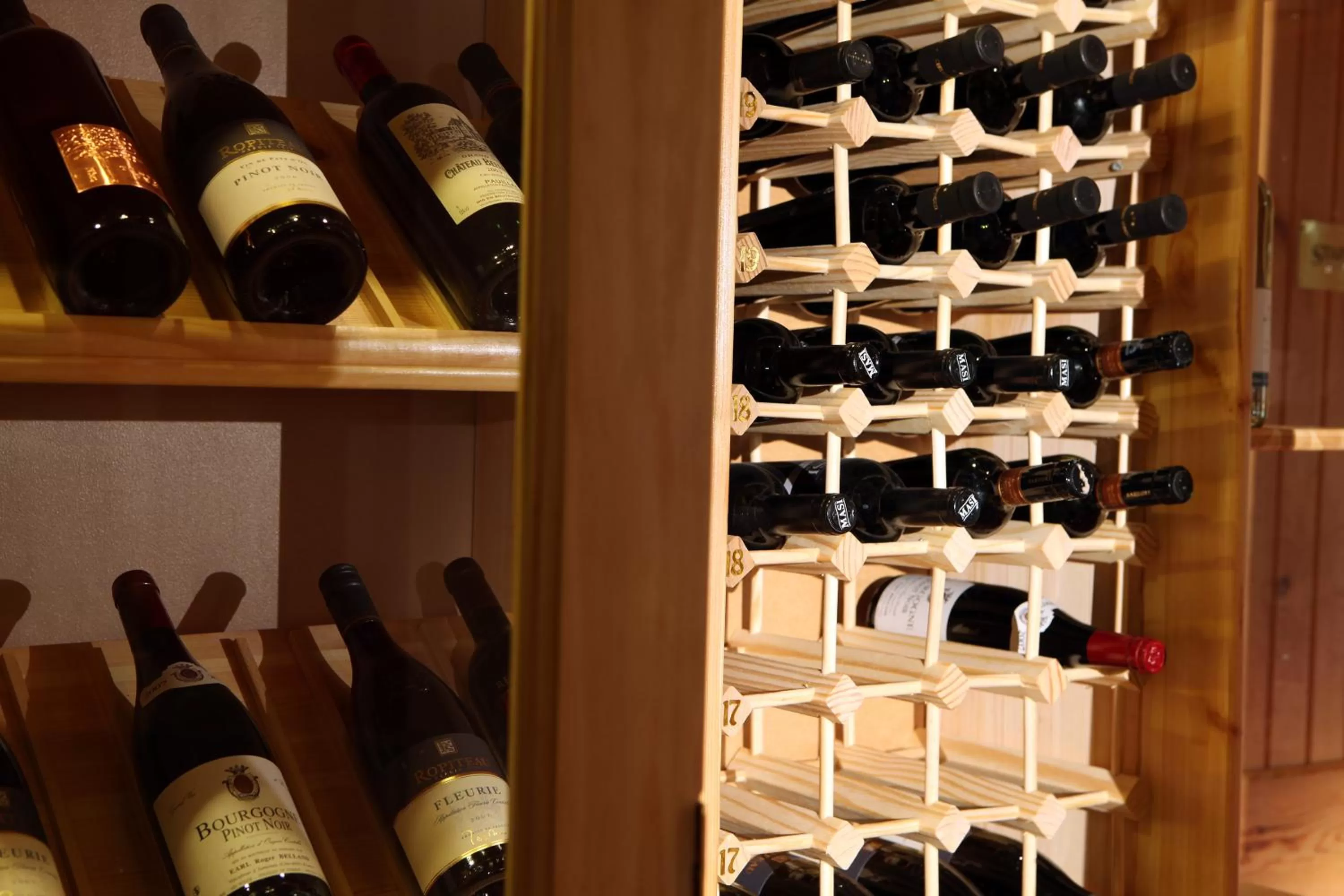 Lounge or bar in All Seasons Philipburn, BW Signature Collection