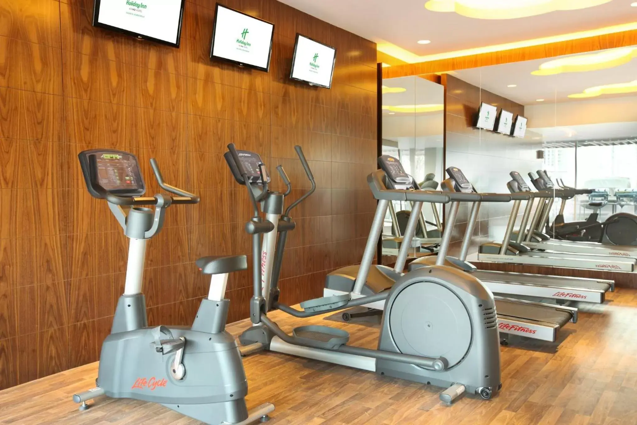 Fitness centre/facilities, Fitness Center/Facilities in Holiday Inn Jakarta Kemayoran, an IHG Hotel