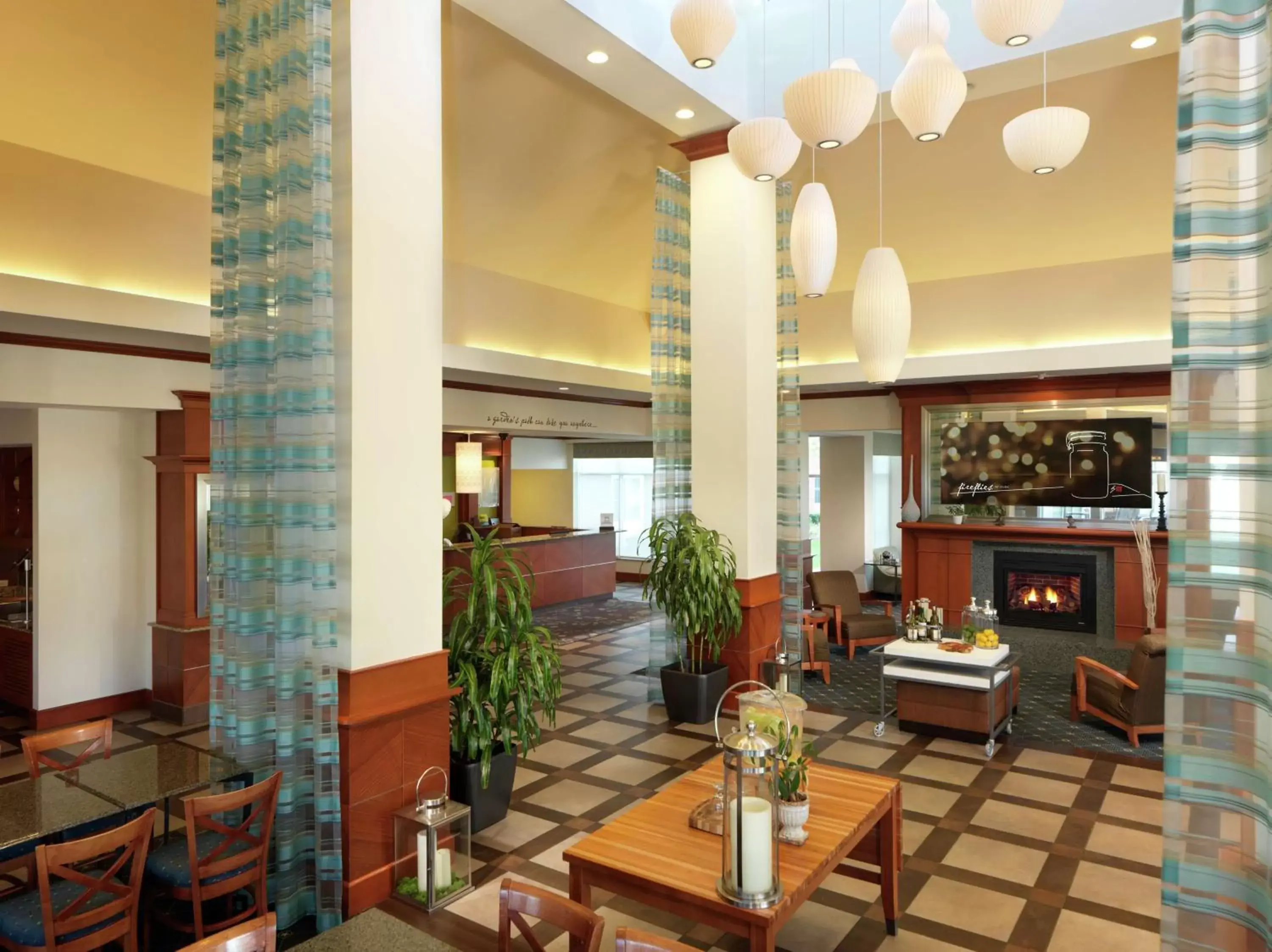 Lobby or reception, Restaurant/Places to Eat in Hilton Garden Inn Milford