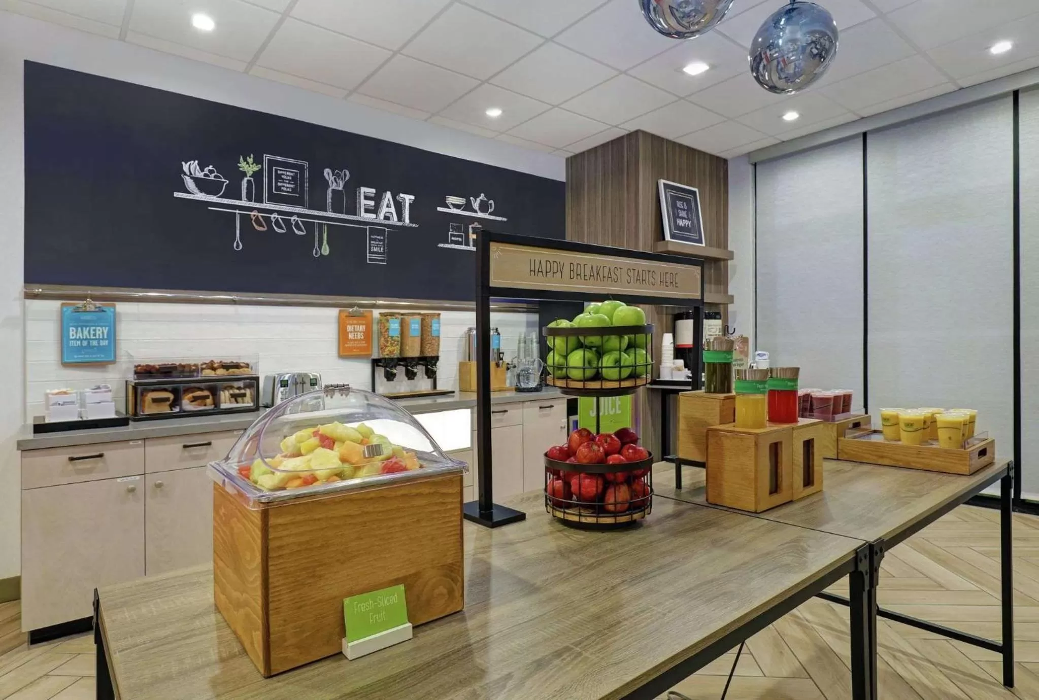 Breakfast in Hampton Inn Patterson, Ca