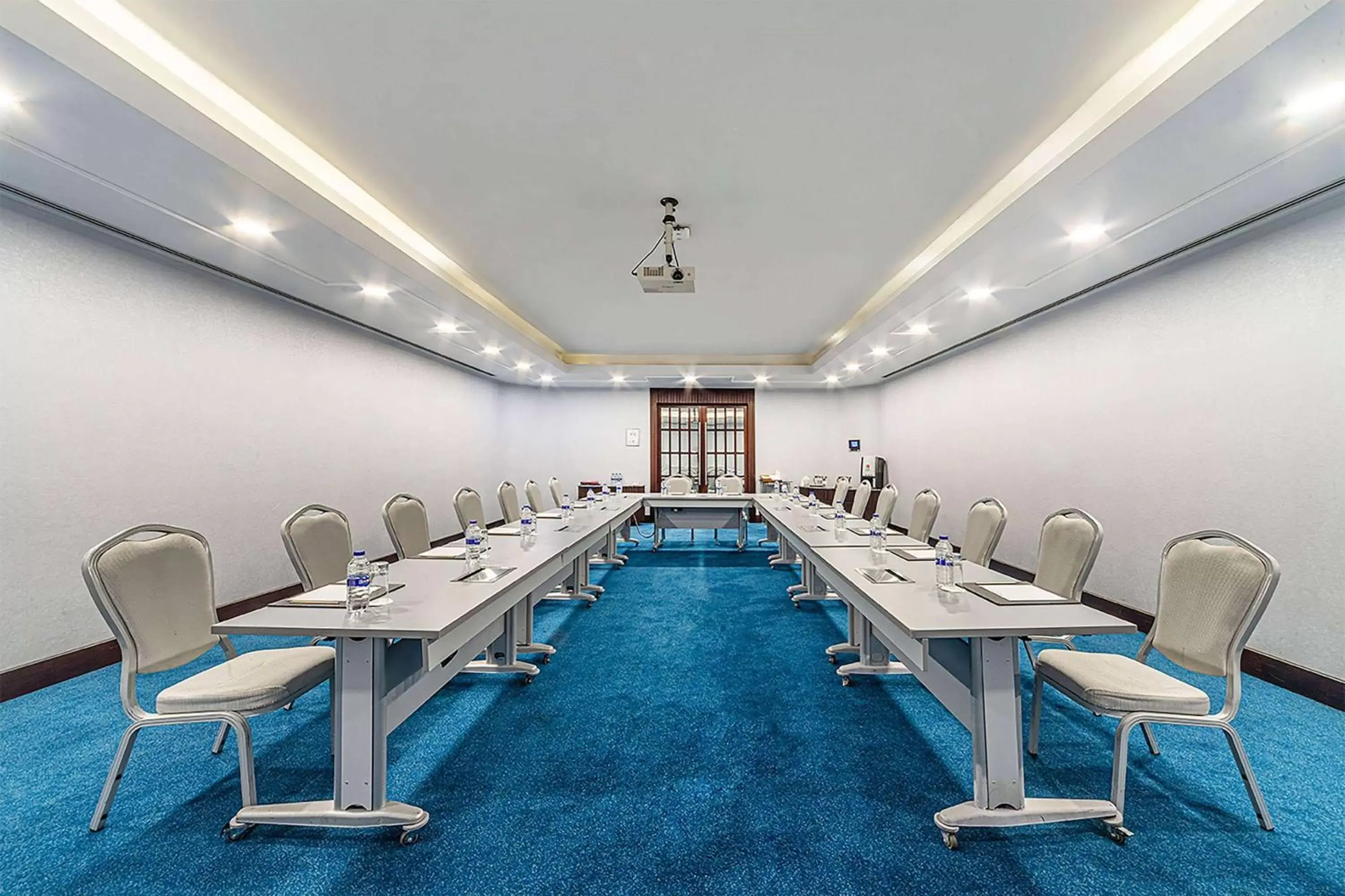 Meeting/conference room in Wyndham Grand Istanbul Kalamış Marina Hotel