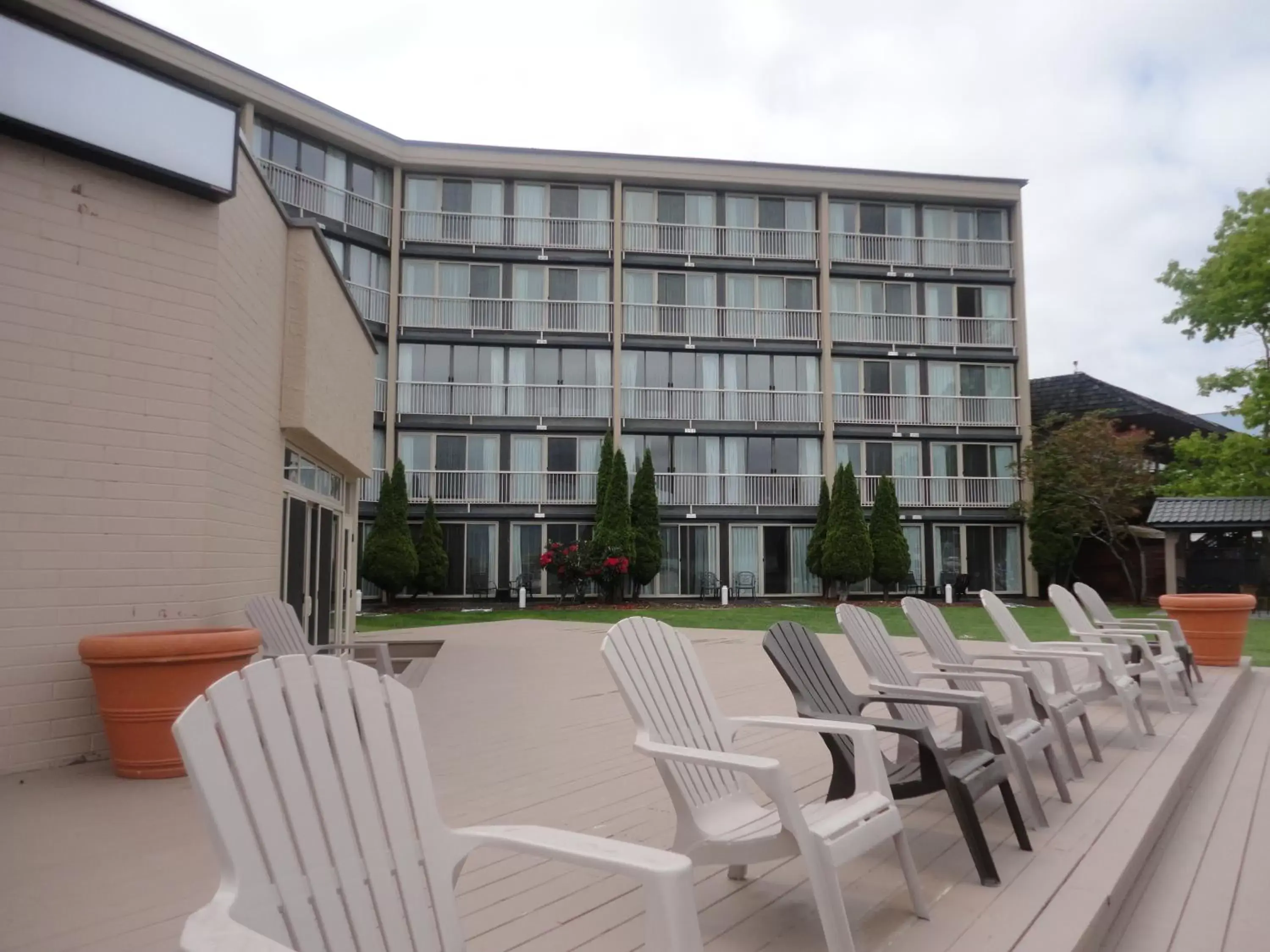 Facade/entrance, Property Building in Oceanfront Suites at Cowichan Bay