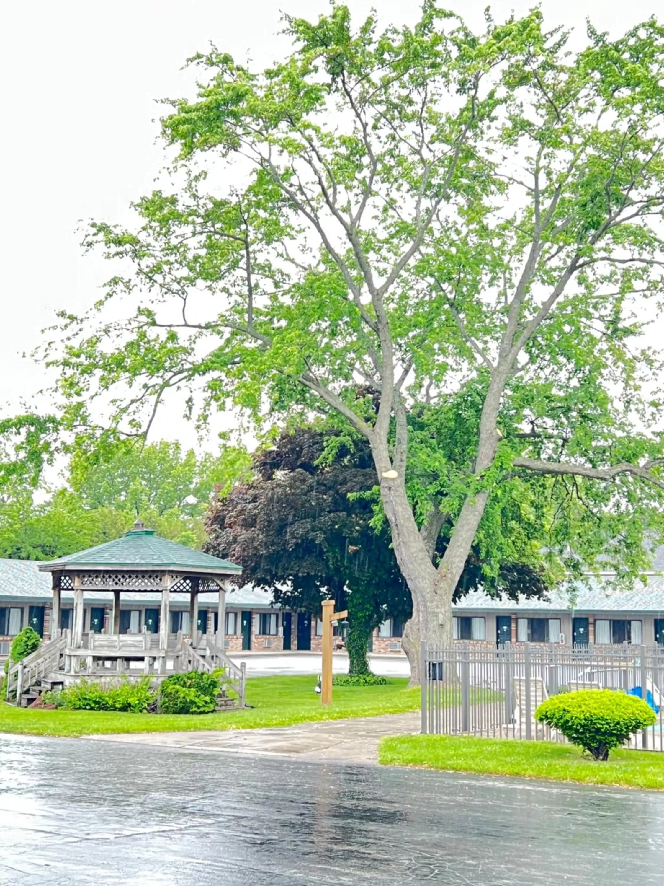 Viking Arms Inn - Ludington