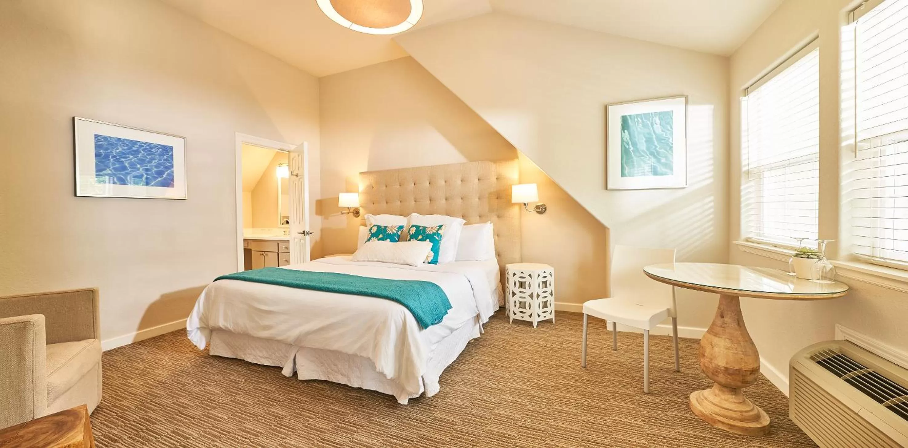 King Room with Garden View in Lithia Springs Resort