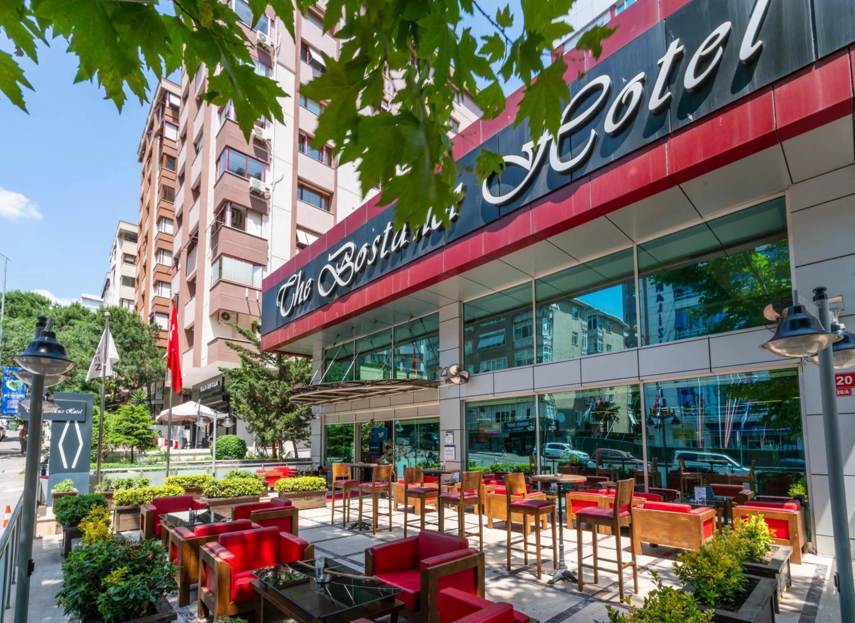 Garden in The Bostancı Otel