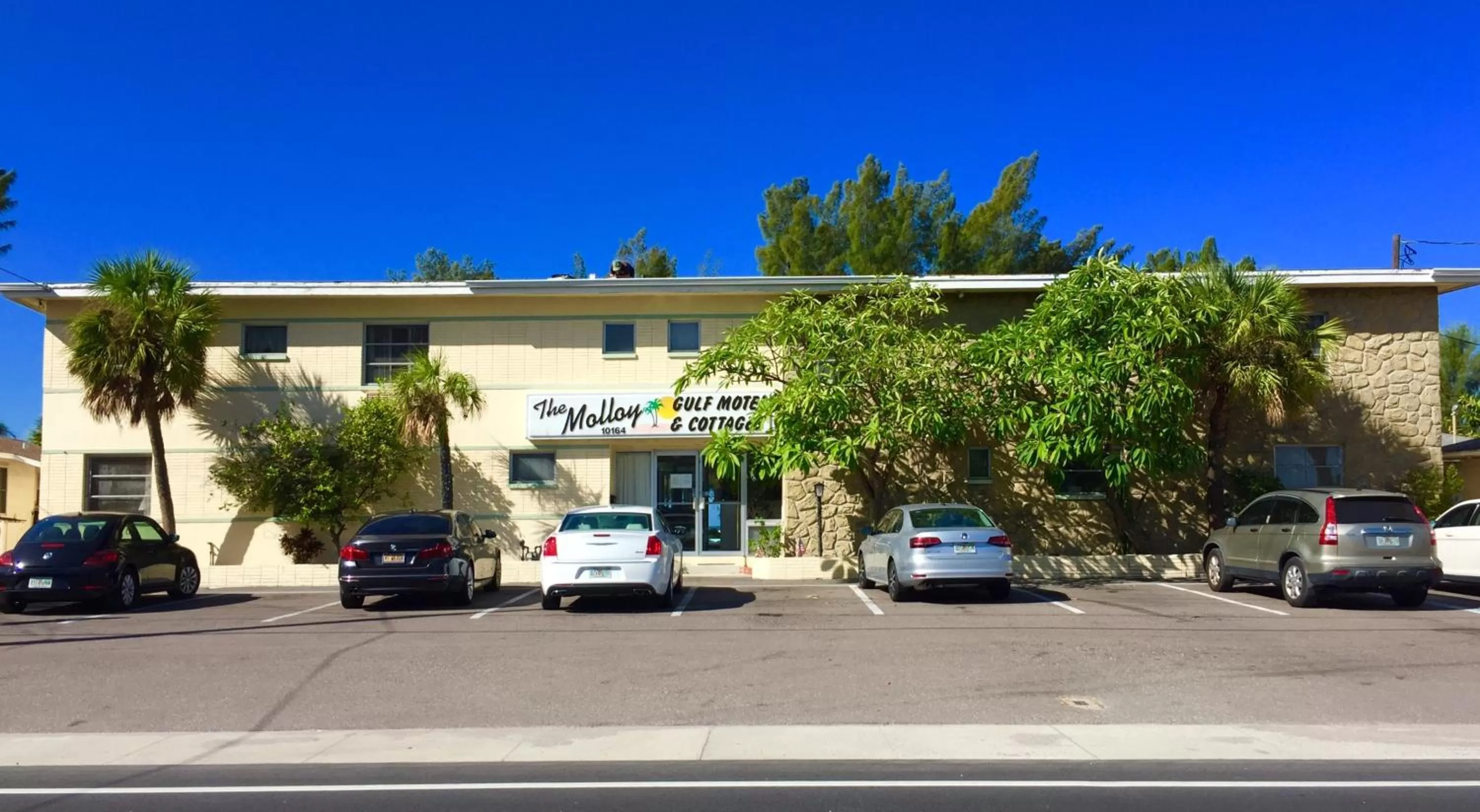 Property building in The Molloy - A Boutique Beach Resort