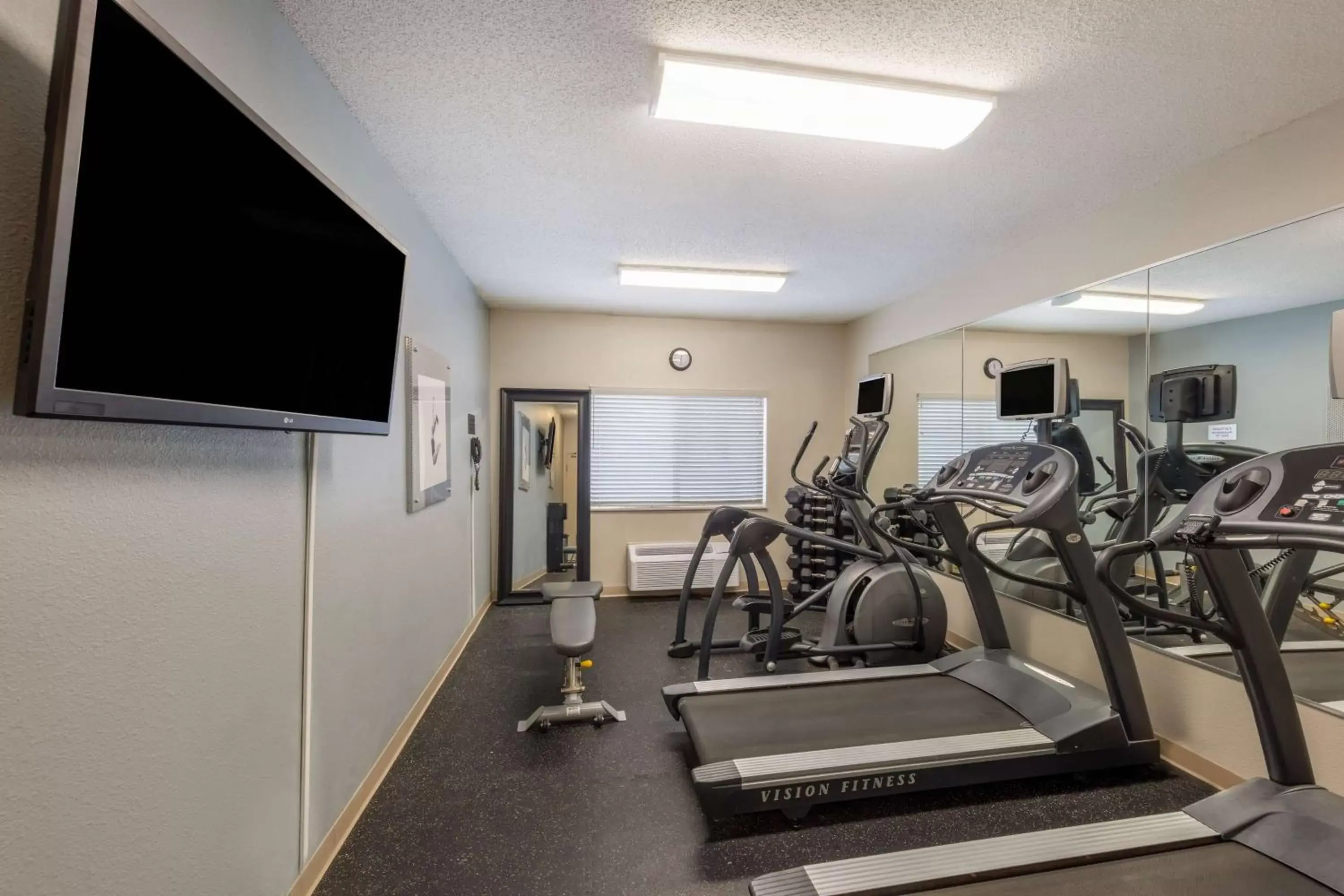 Fitness centre/facilities in AmericInn by Wyndham Duluth Fitness centre/facilities in AmericInn by Wyndham Duluth