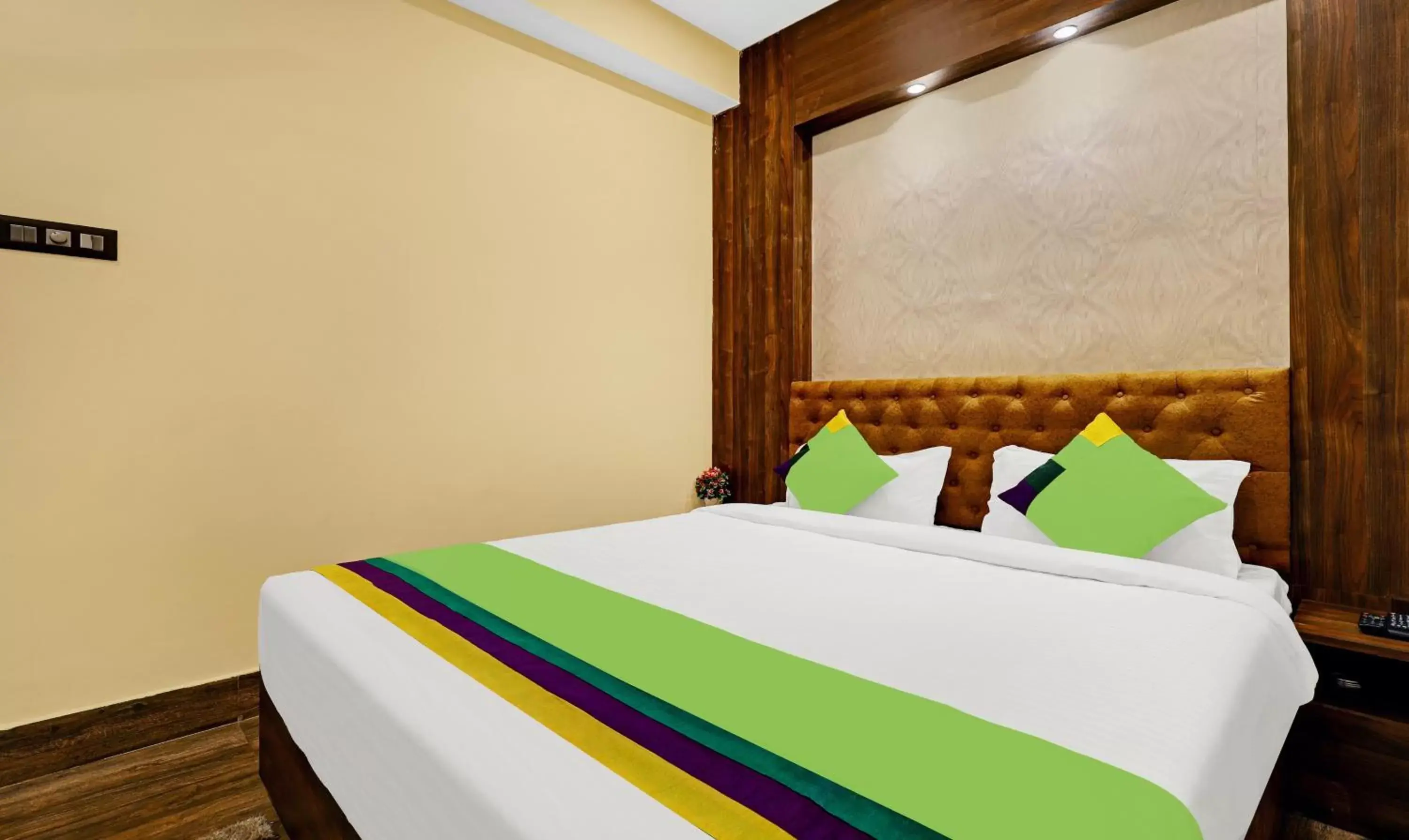 Bedroom, Bed in Treebo Spring Brook Bedroom, Bed in Treebo Spring Brook