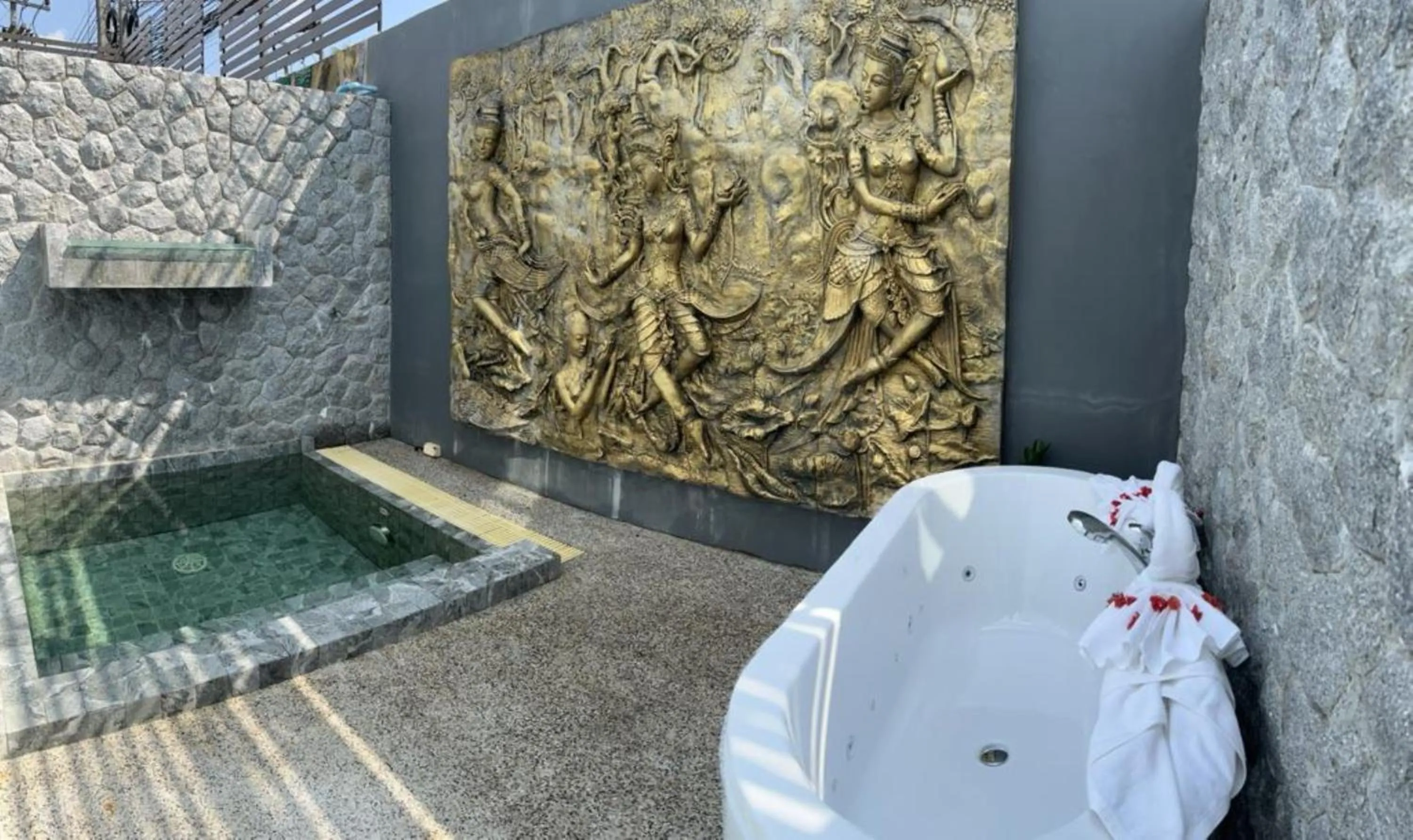 Bath in Peace Blue Naiharn Naturist Resort Phuket SHA Extra Plus