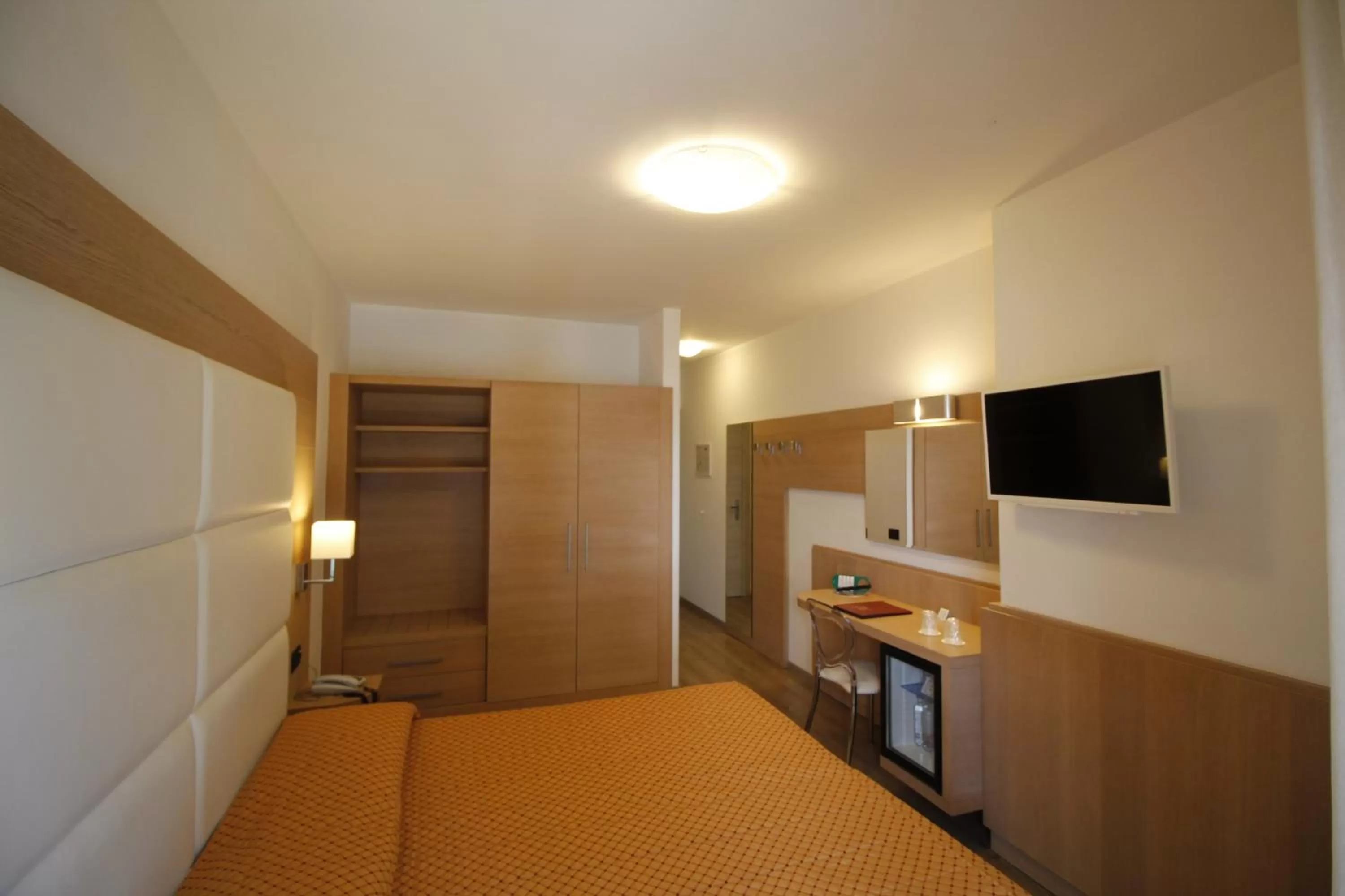 Bedroom, Bed in Hotel Europa