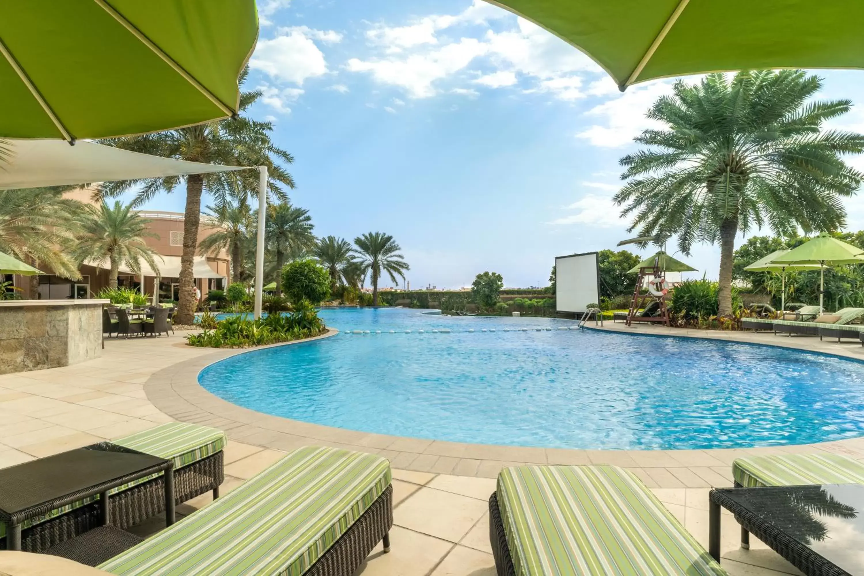 Swimming Pool in Mövenpick Hotel Bahrain