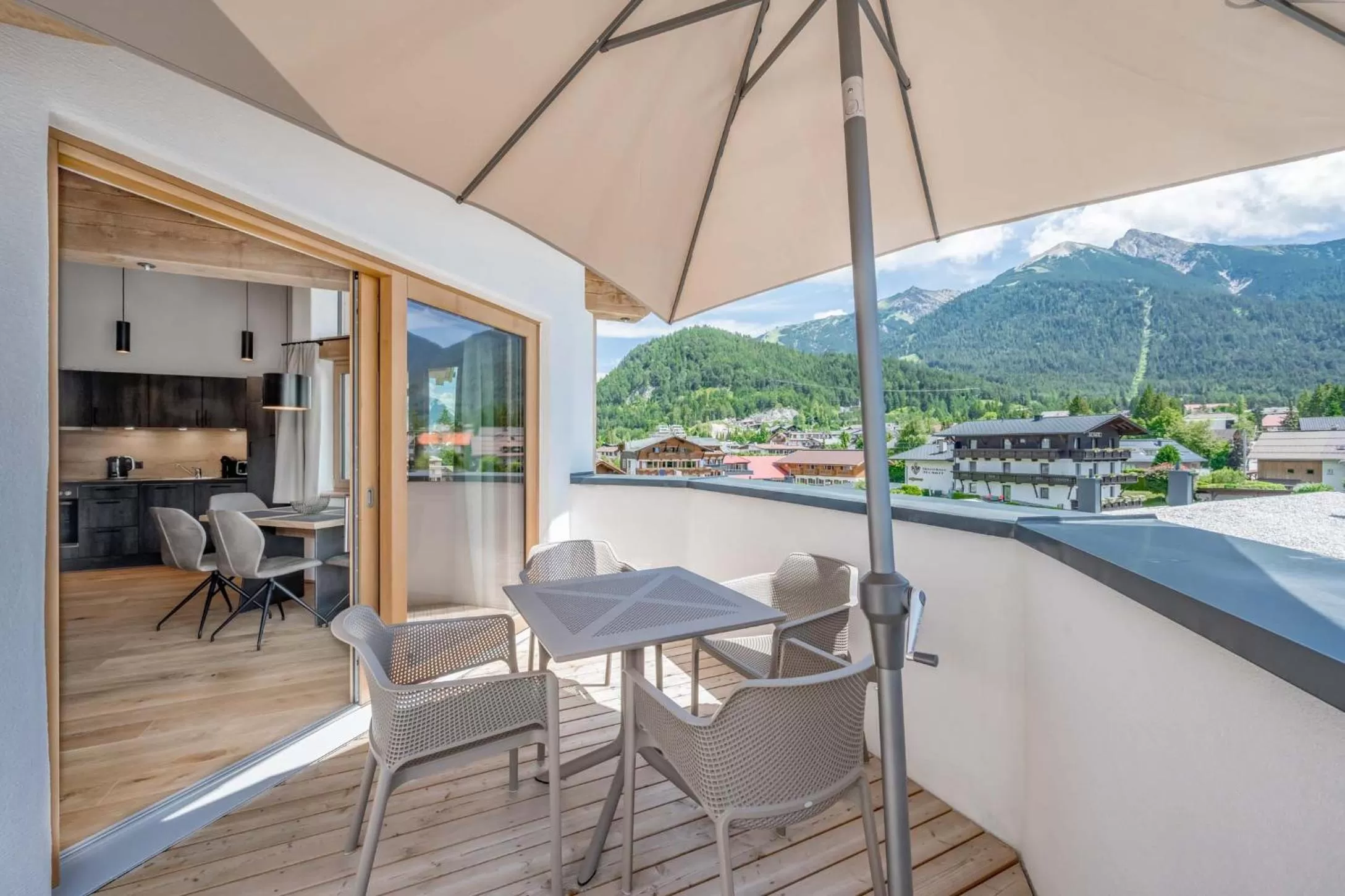 Balcony/Terrace in AlpenParks Chalet & Apartment Alpina Seefeld