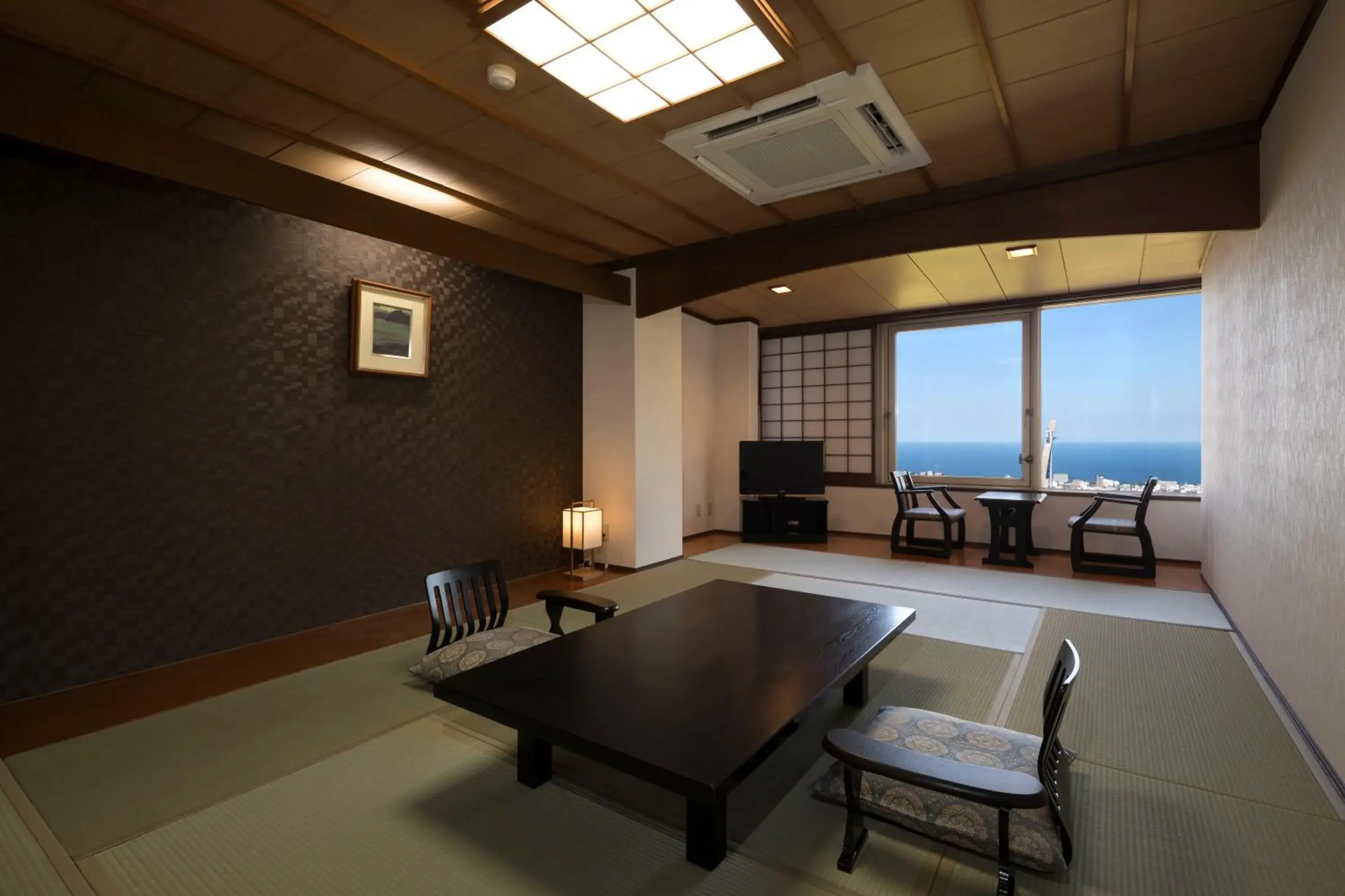 Photo of the whole room in Ryochiku Bettei Hotel