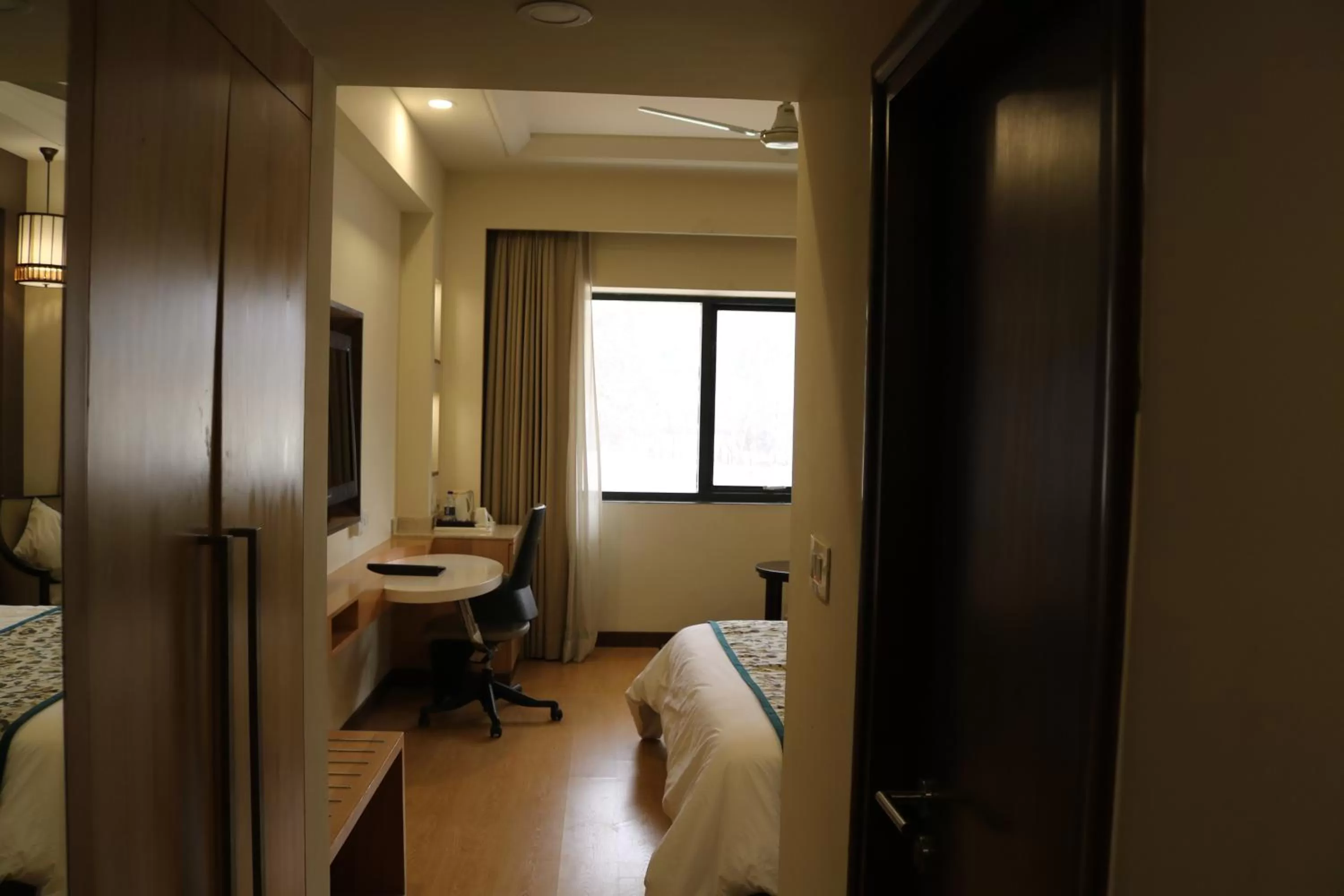 Bedroom in Radisson Srinagar