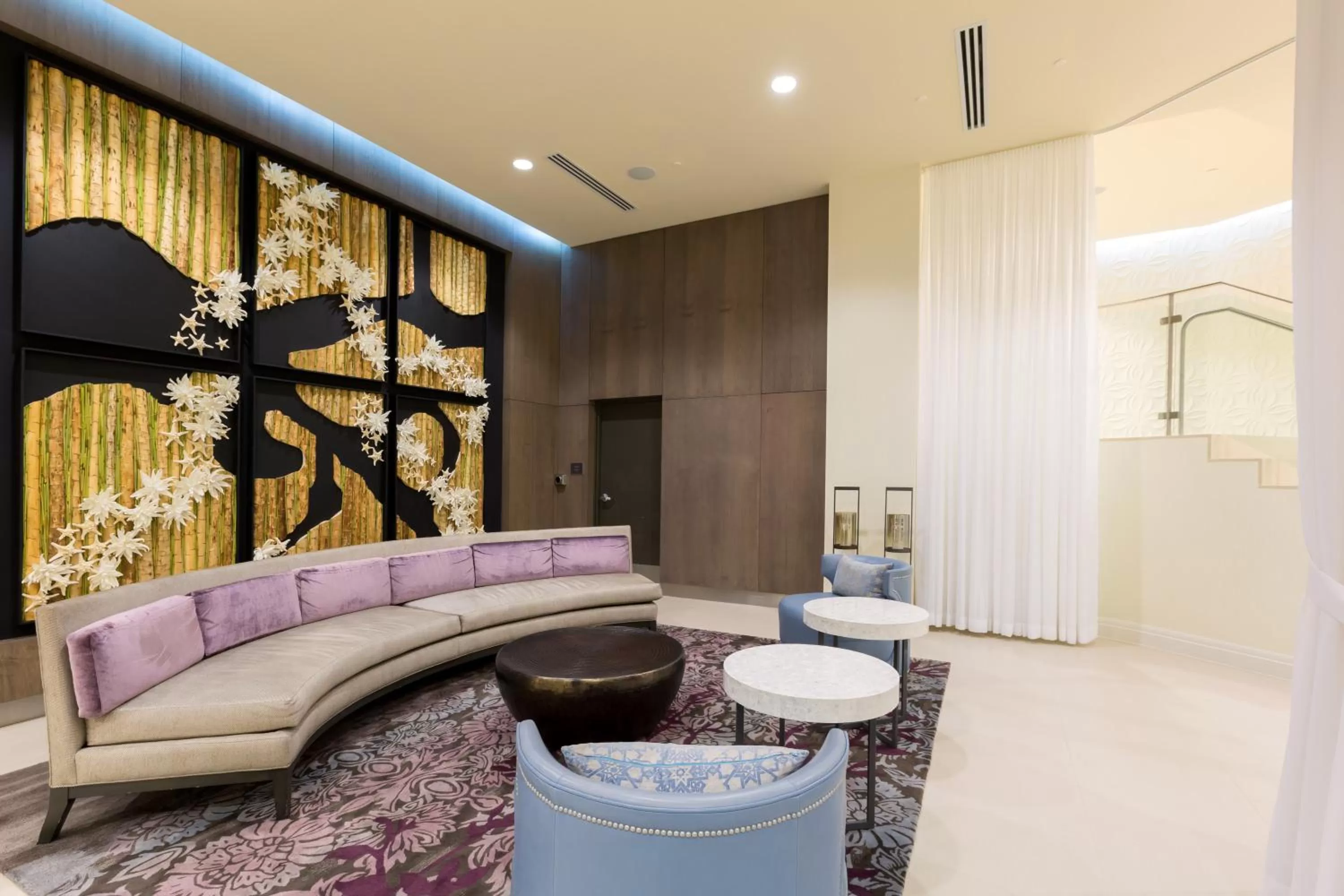 Lobby or reception in Wyndham Grand Jupiter at Harbourside Place