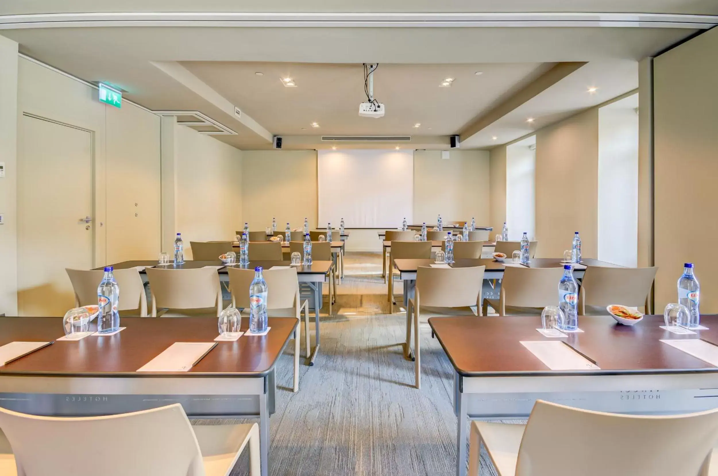 Meeting/conference room in Vincci Liberdade