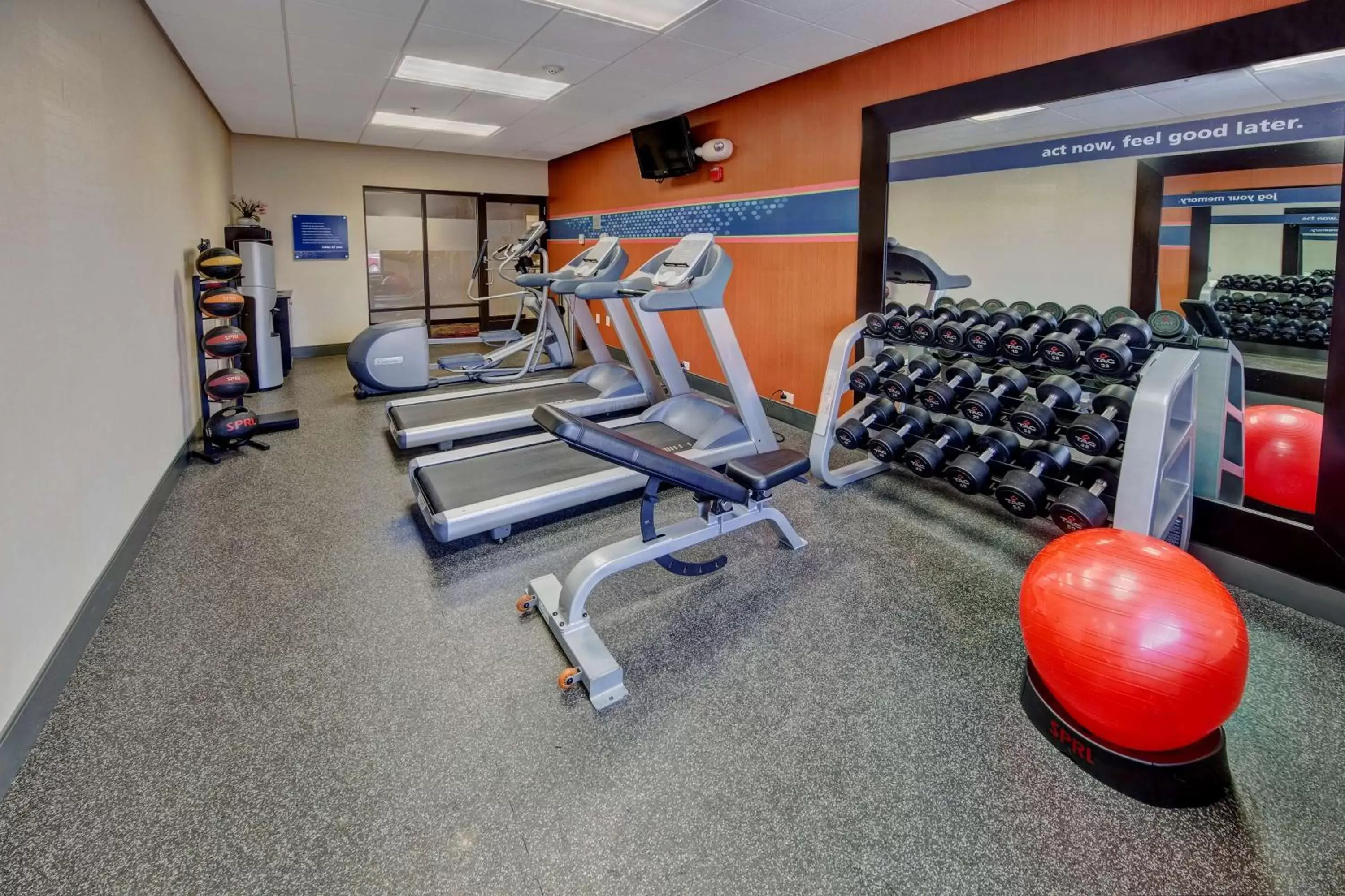 Fitness centre/facilities, Fitness Center/Facilities in Hampton Inn Dunn