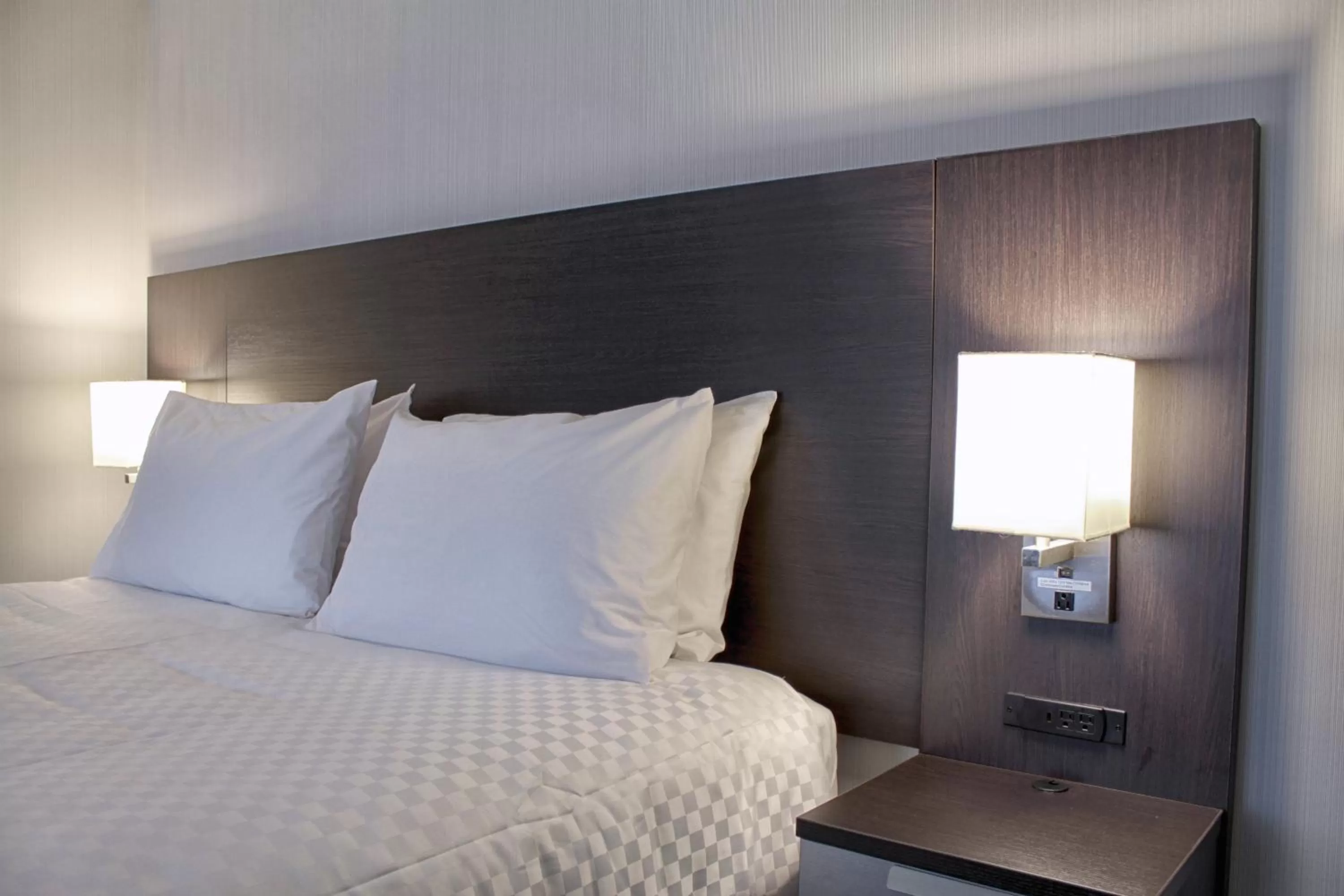 Bed in Stonecroft Inn