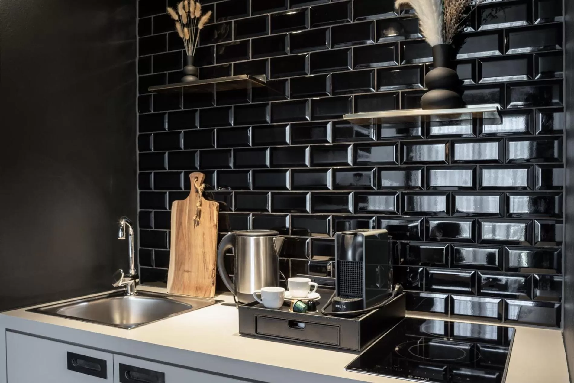 Coffee/tea facilities in Hotel AMANO Rooms & Apartments